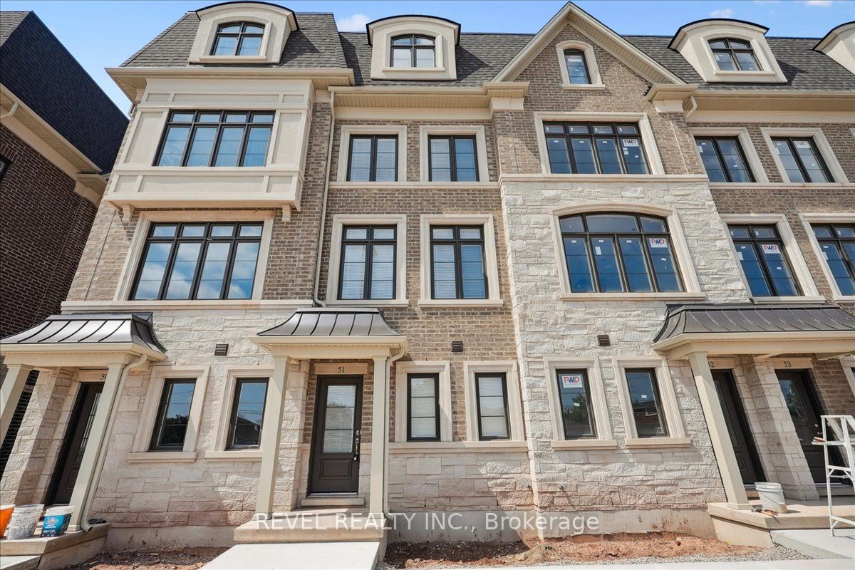 #51 - 2150 Trafalgar Road Property Photo 1