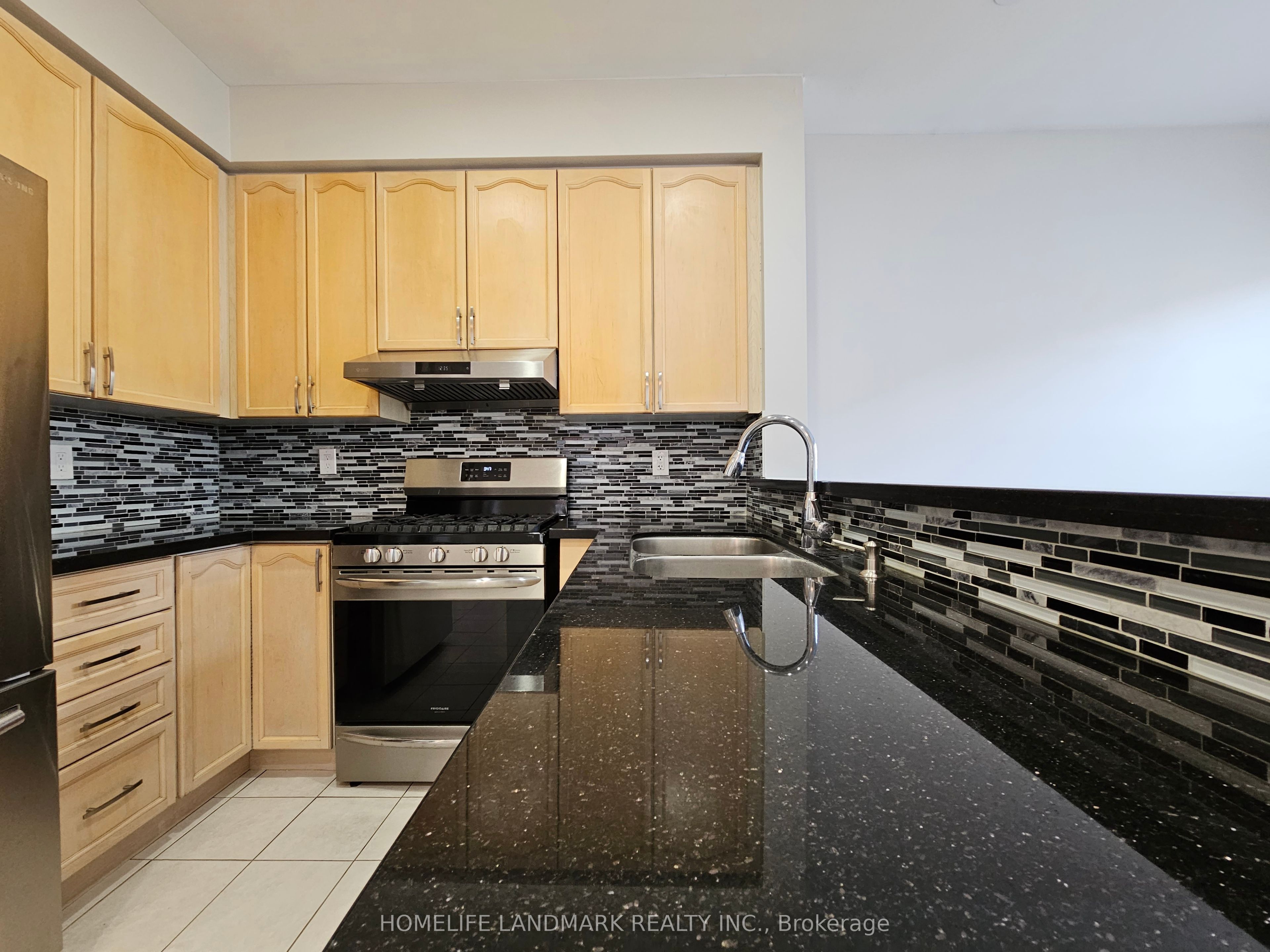 1310 Galesway Boulevard Property Photo 9