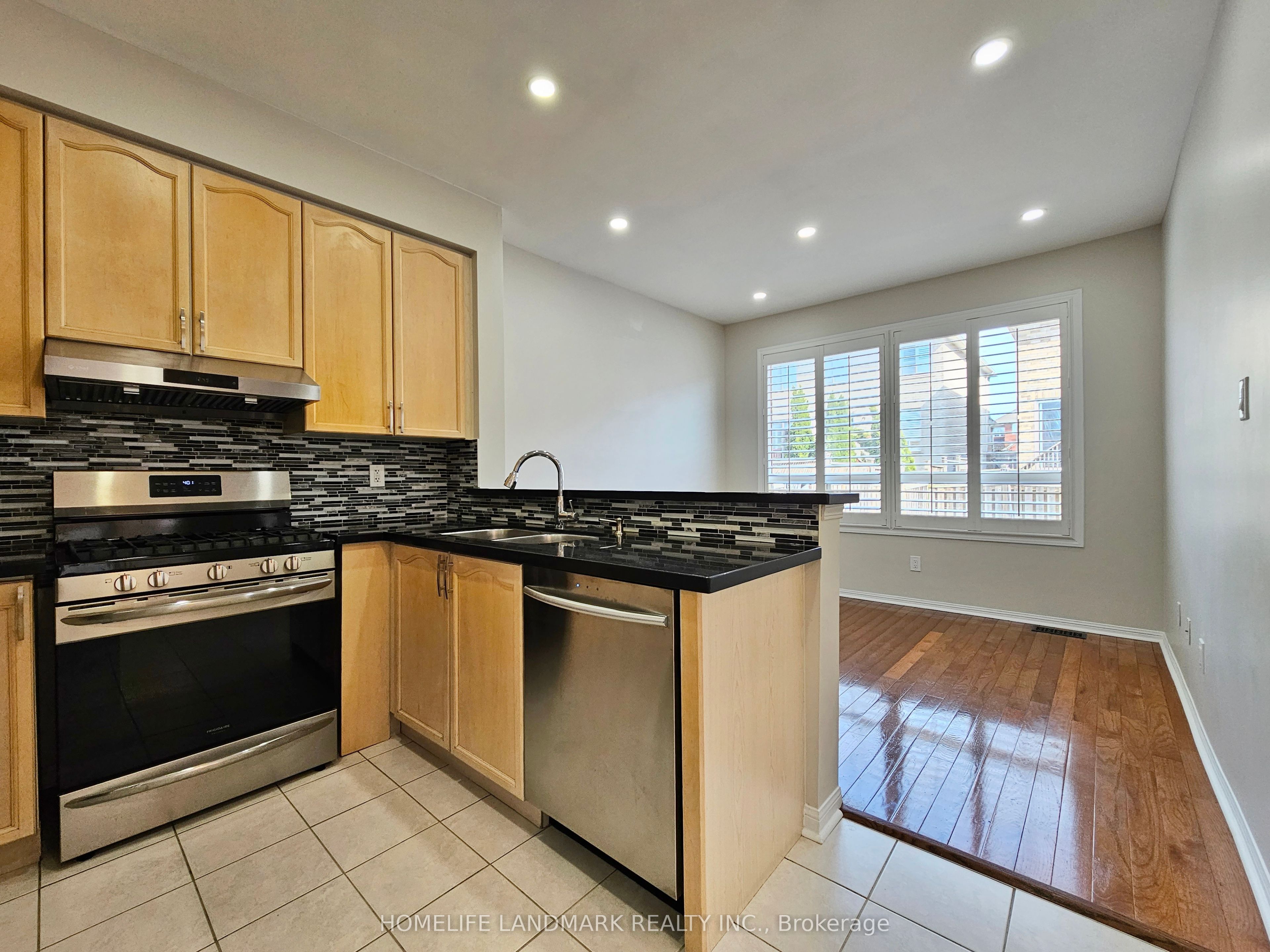 1310 Galesway Boulevard Property Photo 11