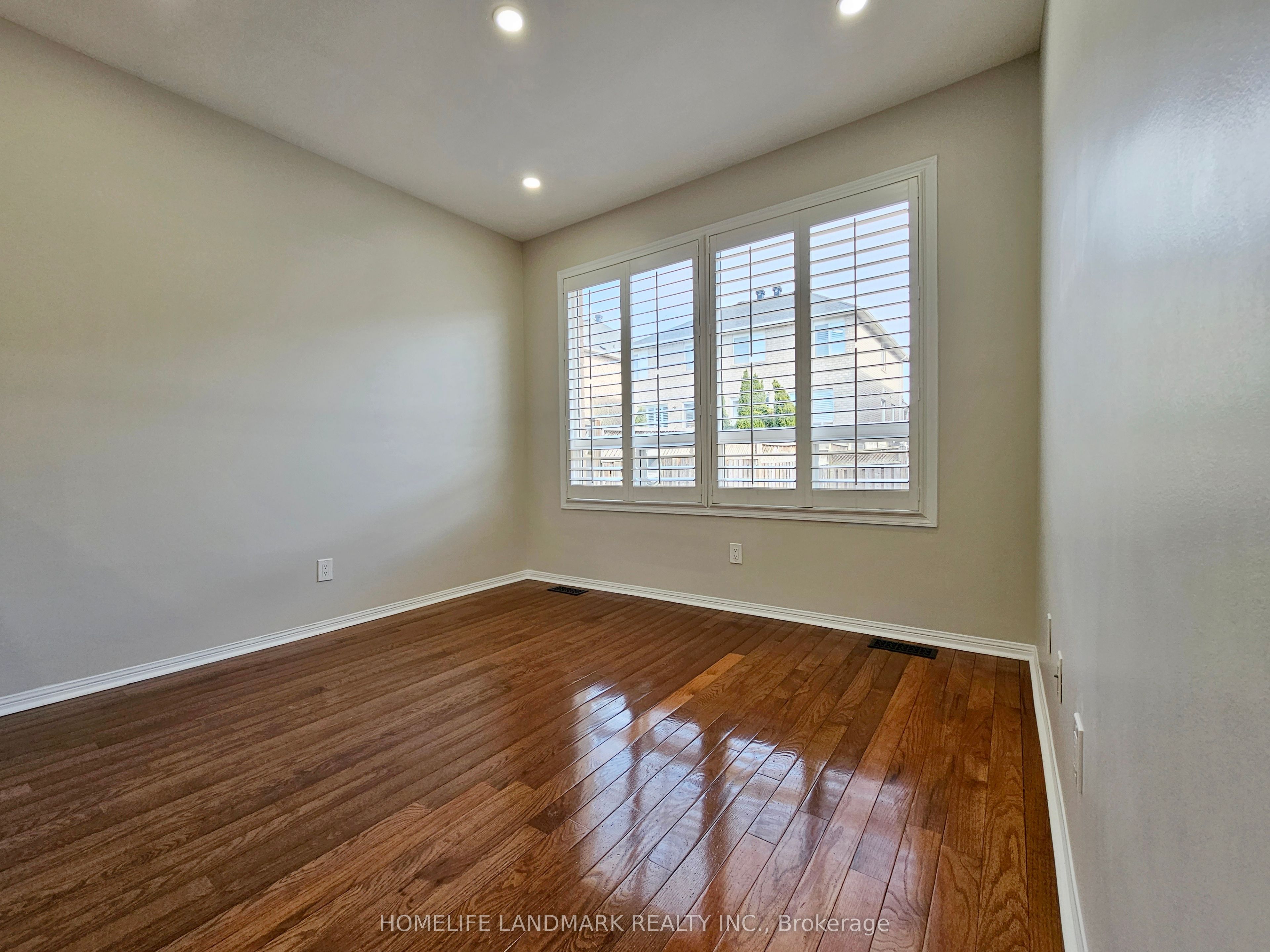 1310 Galesway Boulevard Property Photo 12