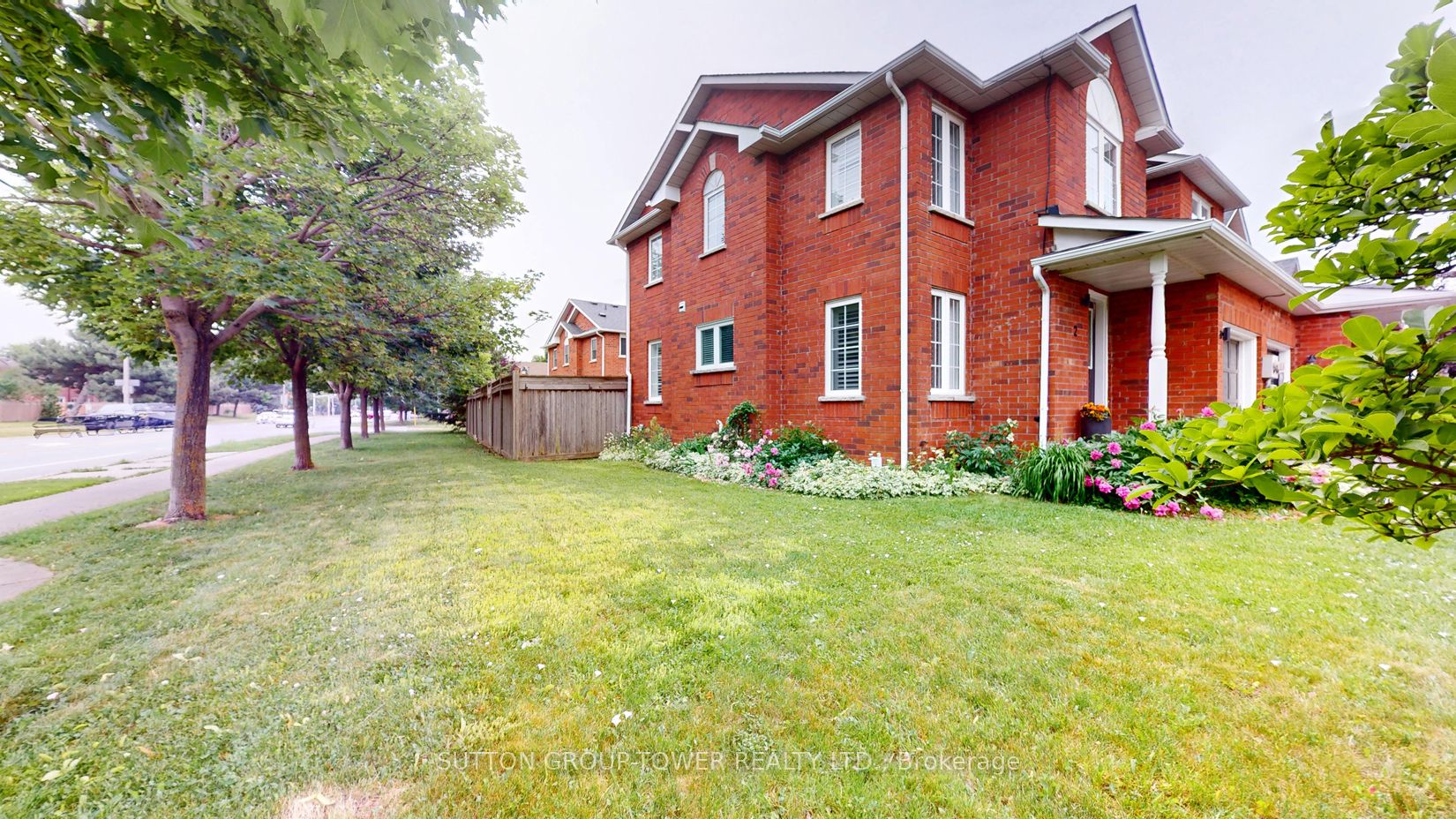 2 Dawson Crescent Property Photo 2