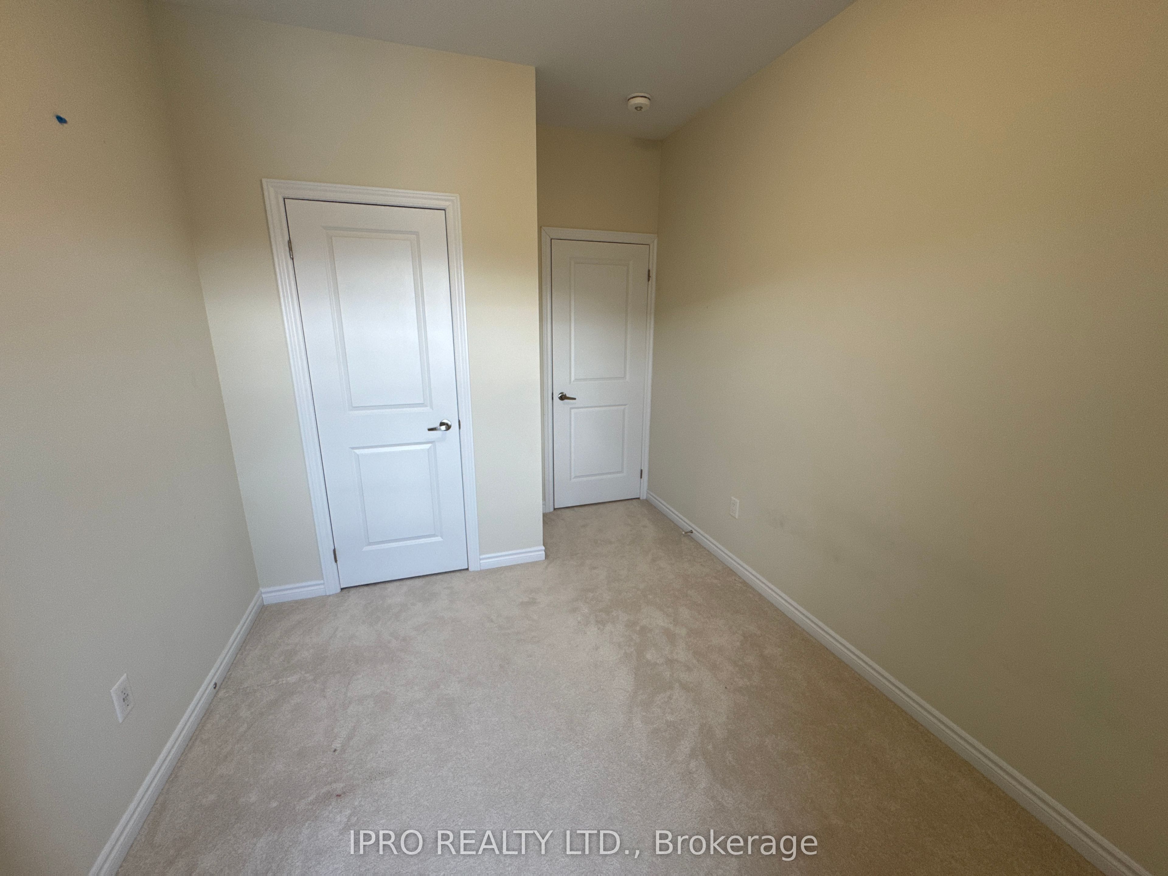 1453 National Common E Property Photo 16