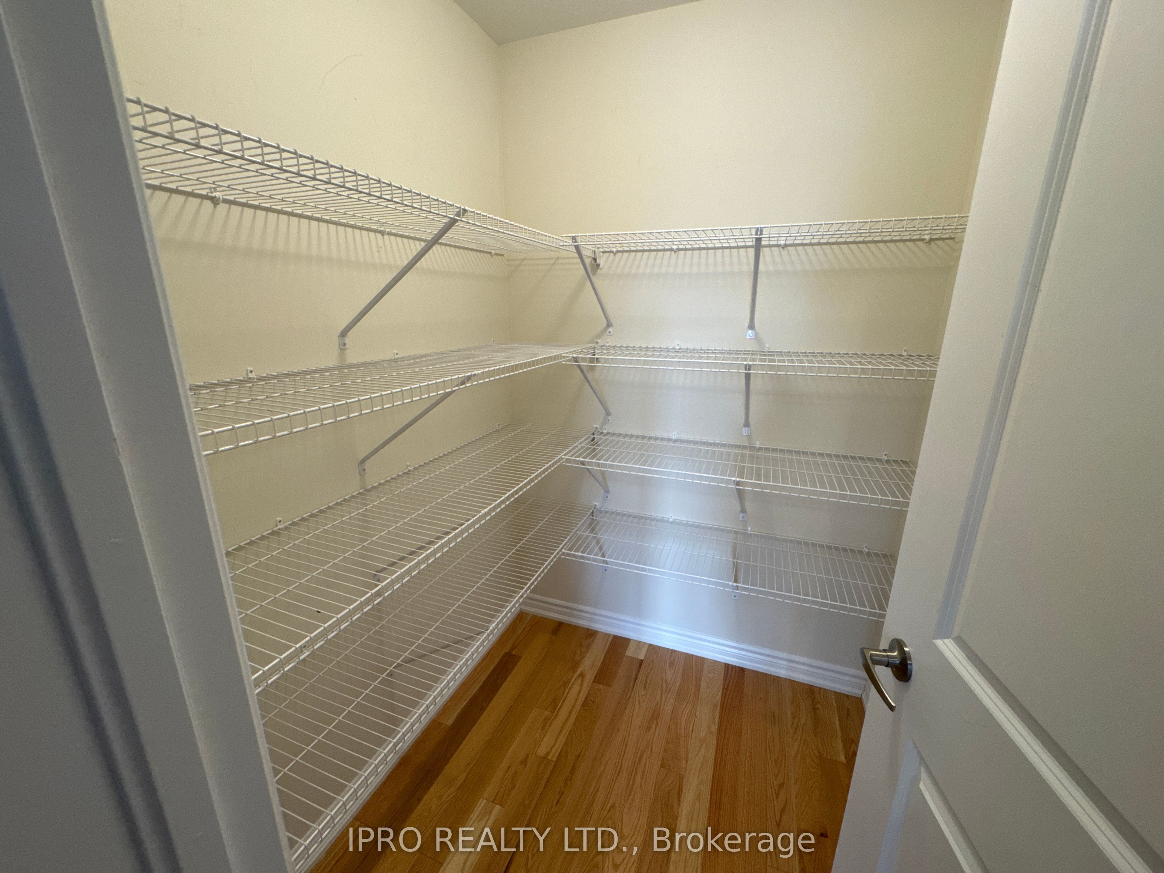 1453 National Common E Property Photo 19