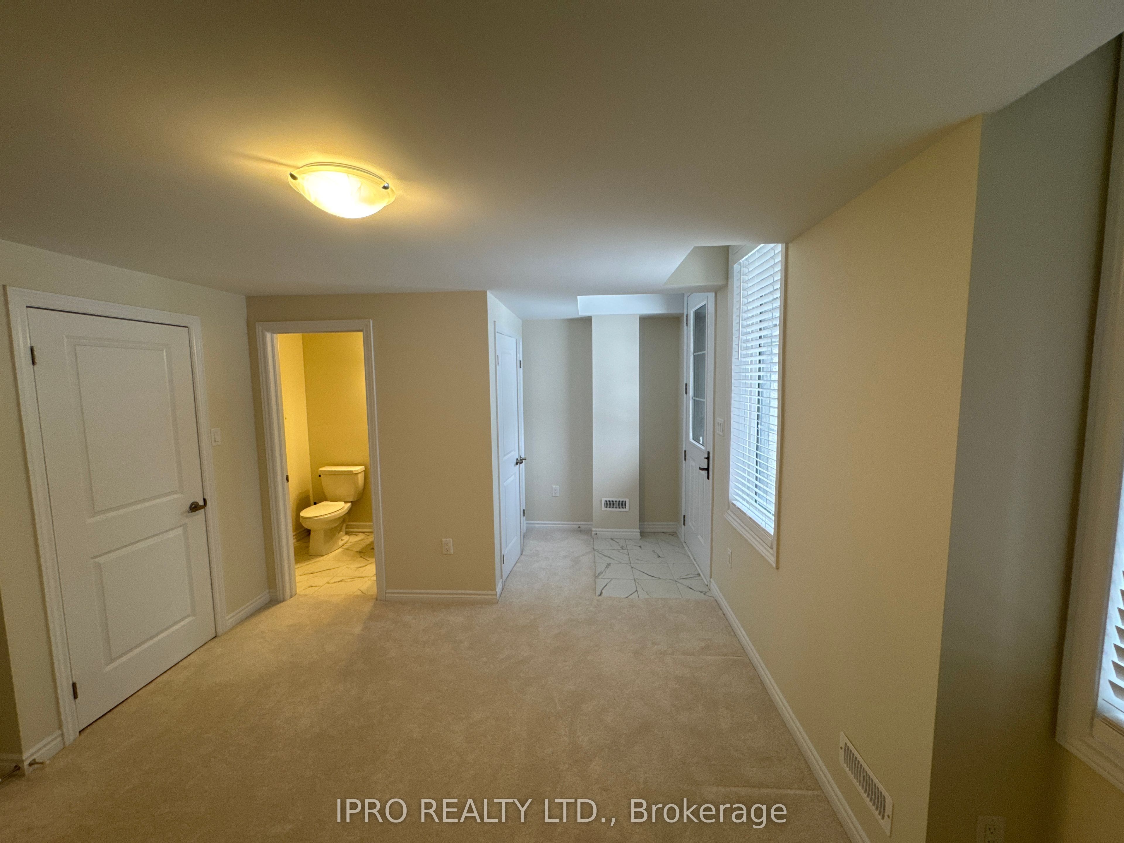 1453 National Common E Property Photo 25