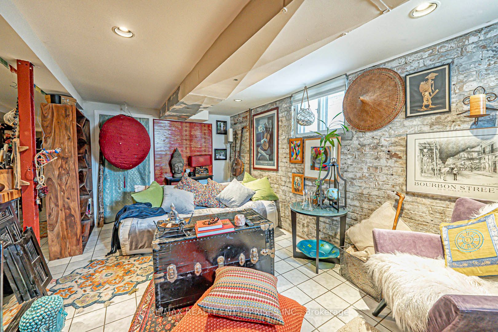 914 Dovercourt Road Property Photo 33