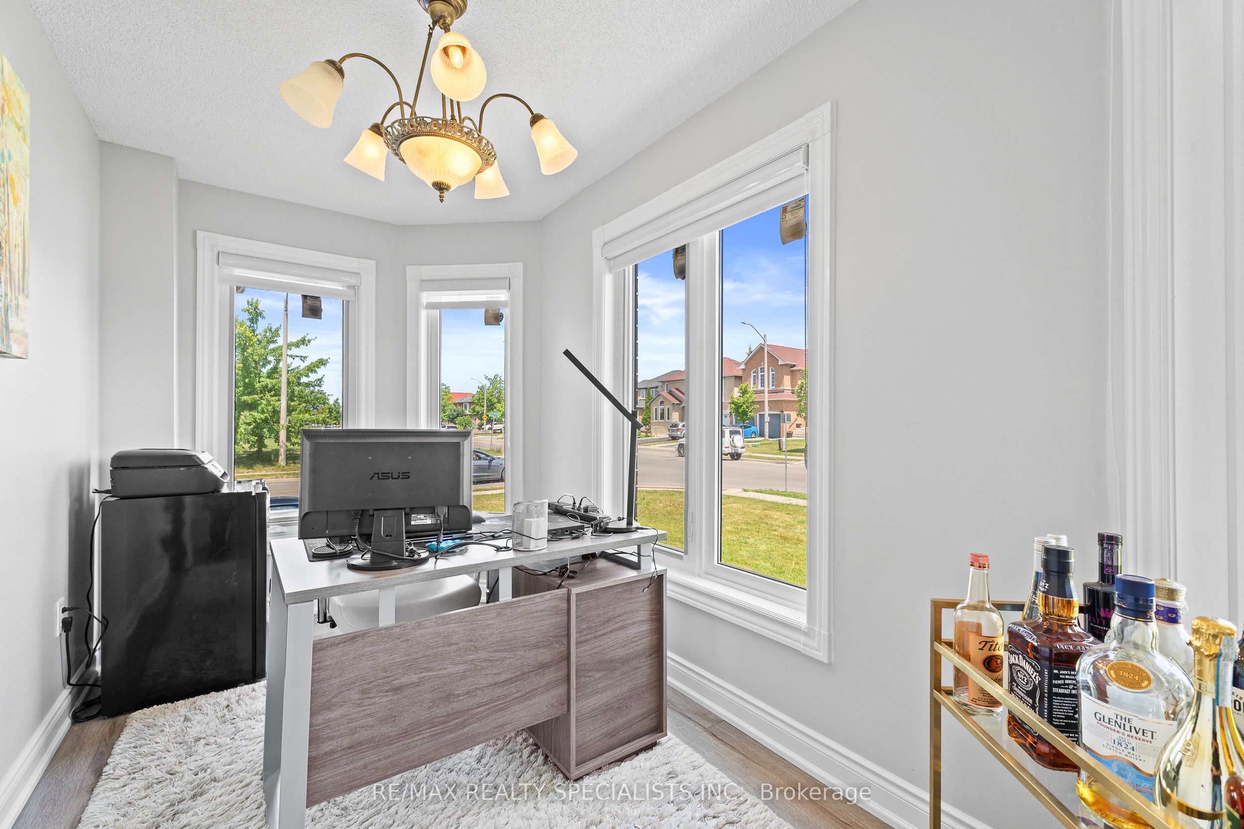 60 Sunny Meadow Boulevard Property Photo 17