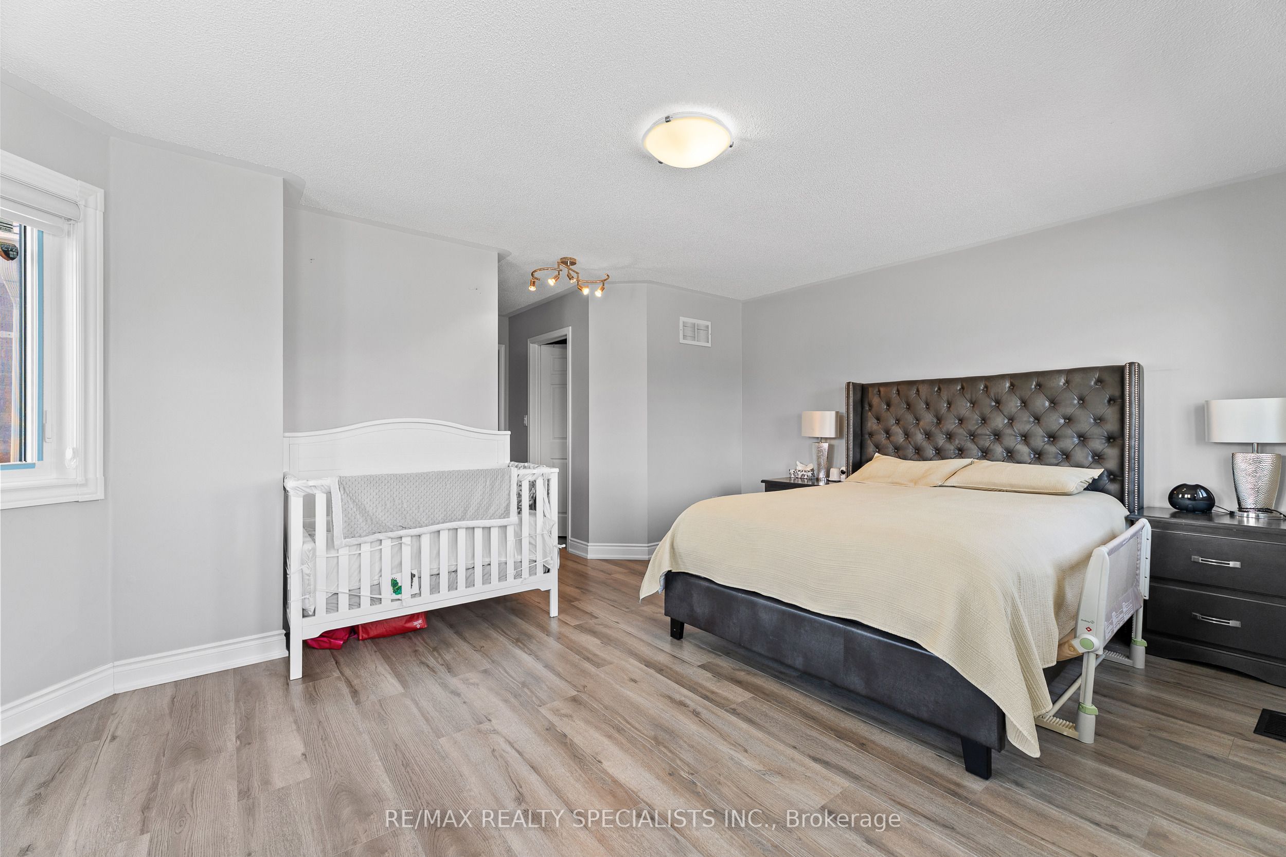 60 Sunny Meadow Boulevard Property Photo 22