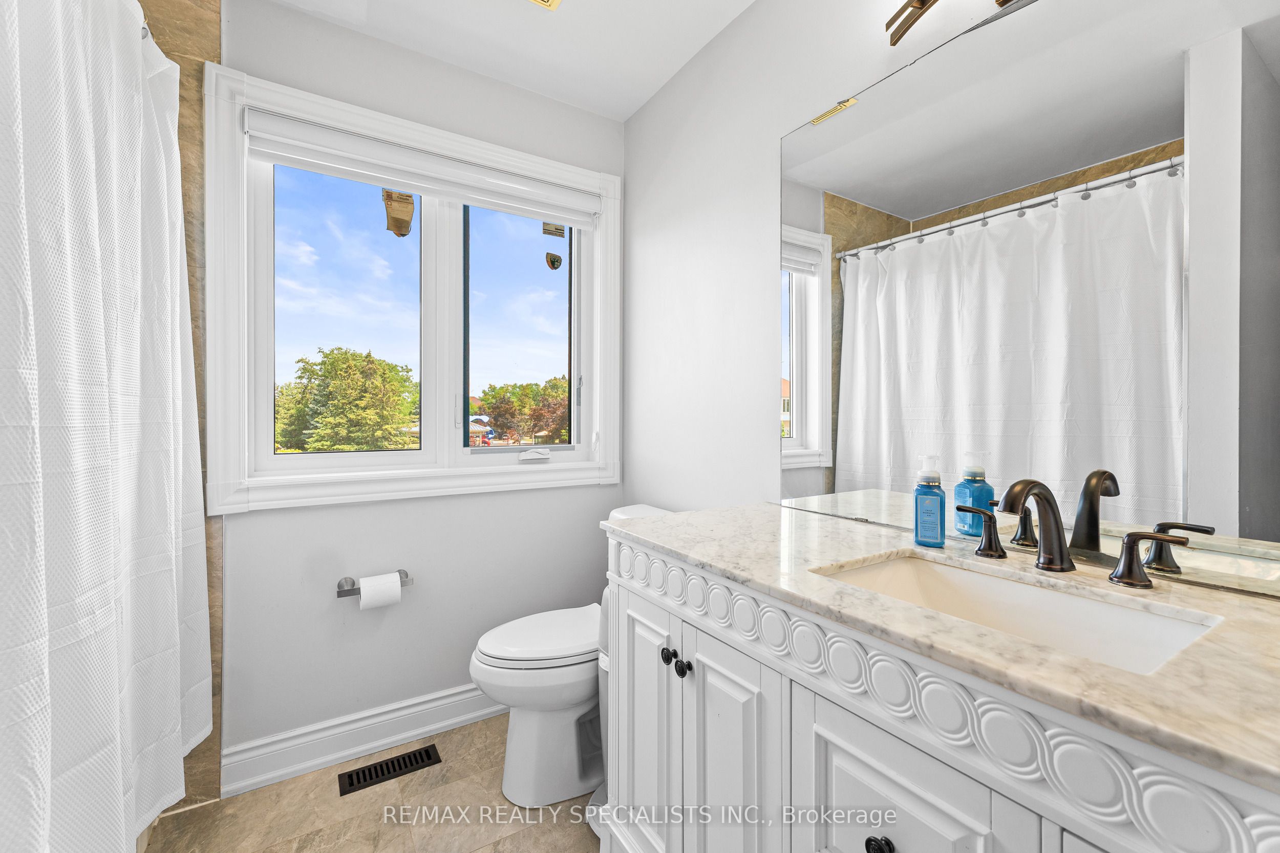 60 Sunny Meadow Boulevard Property Photo 23