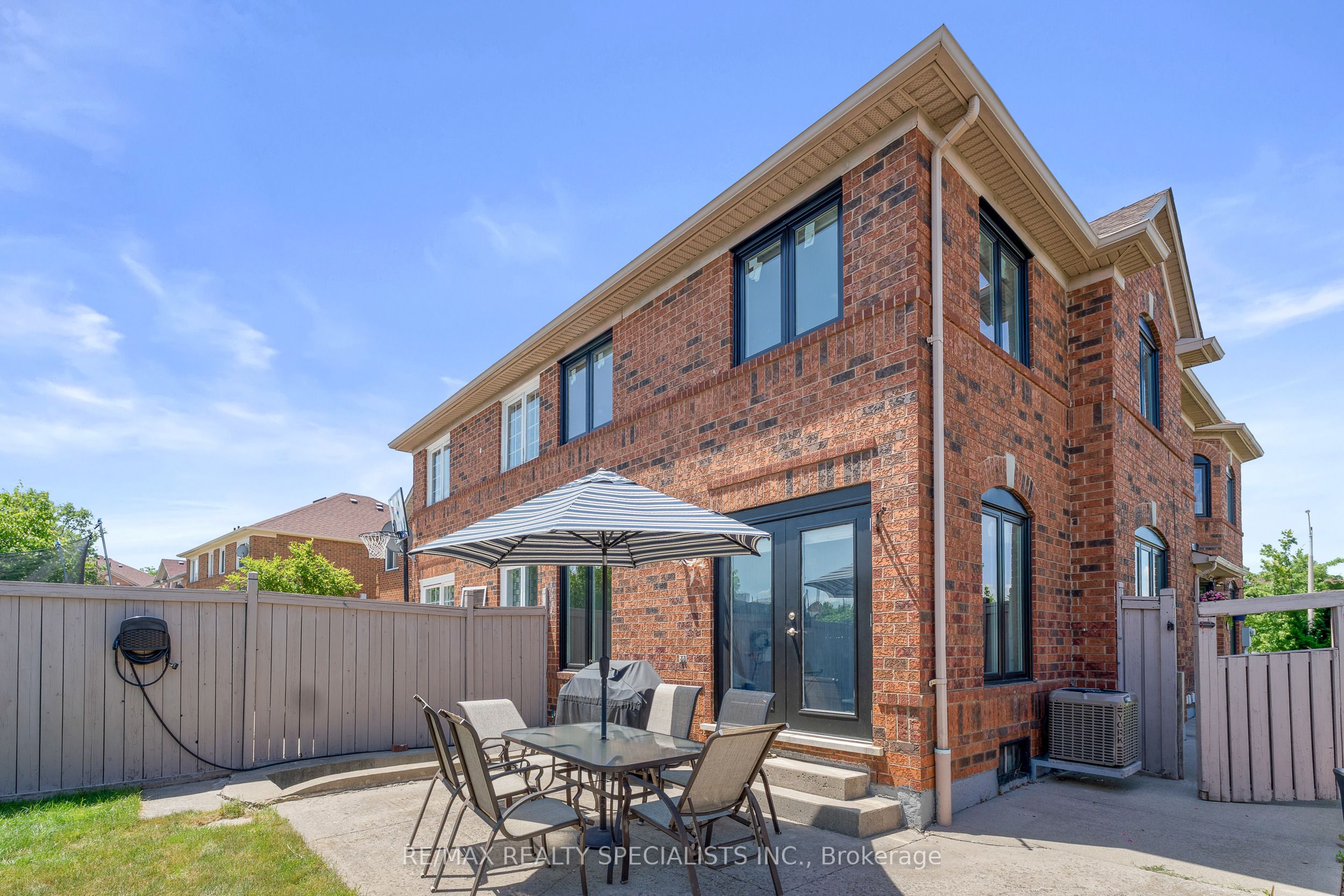 60 Sunny Meadow Boulevard Property Photo 43