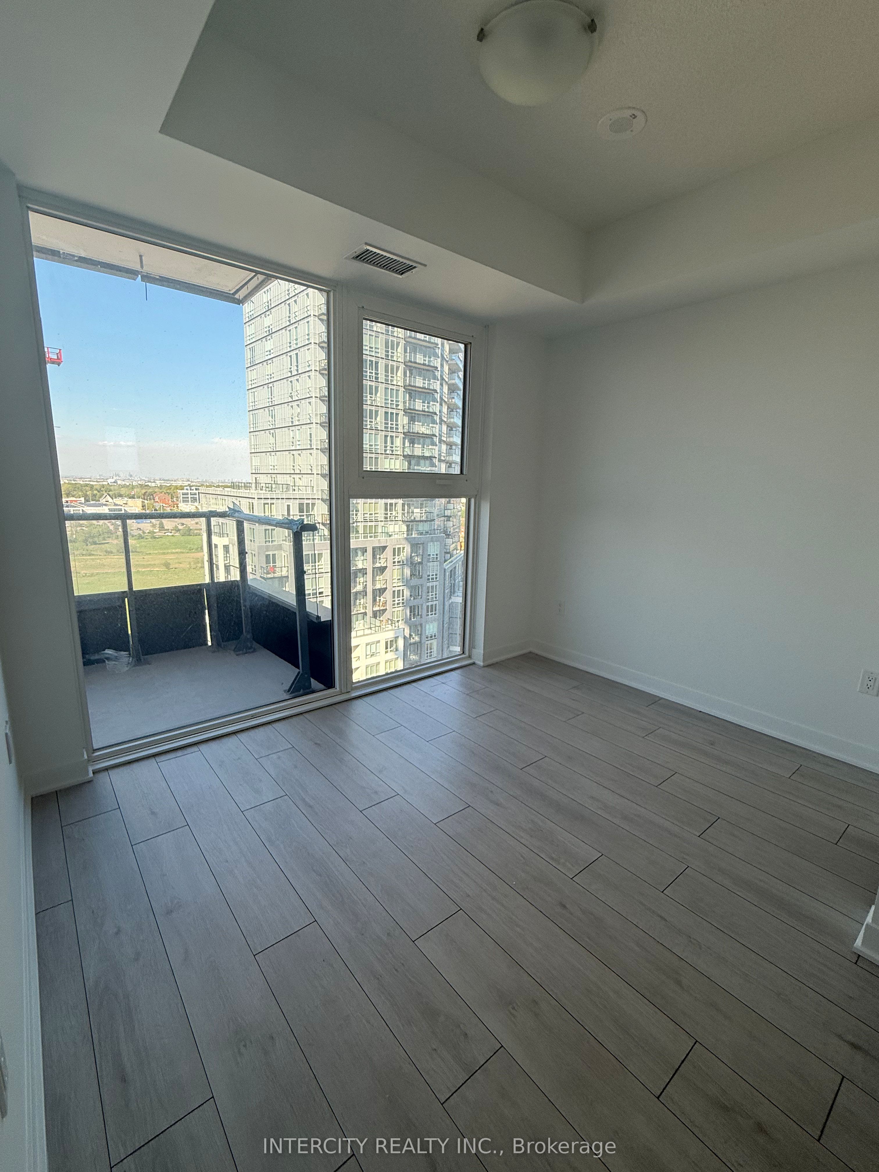 #2112 - 260 Malta Avenue Property Photo 3