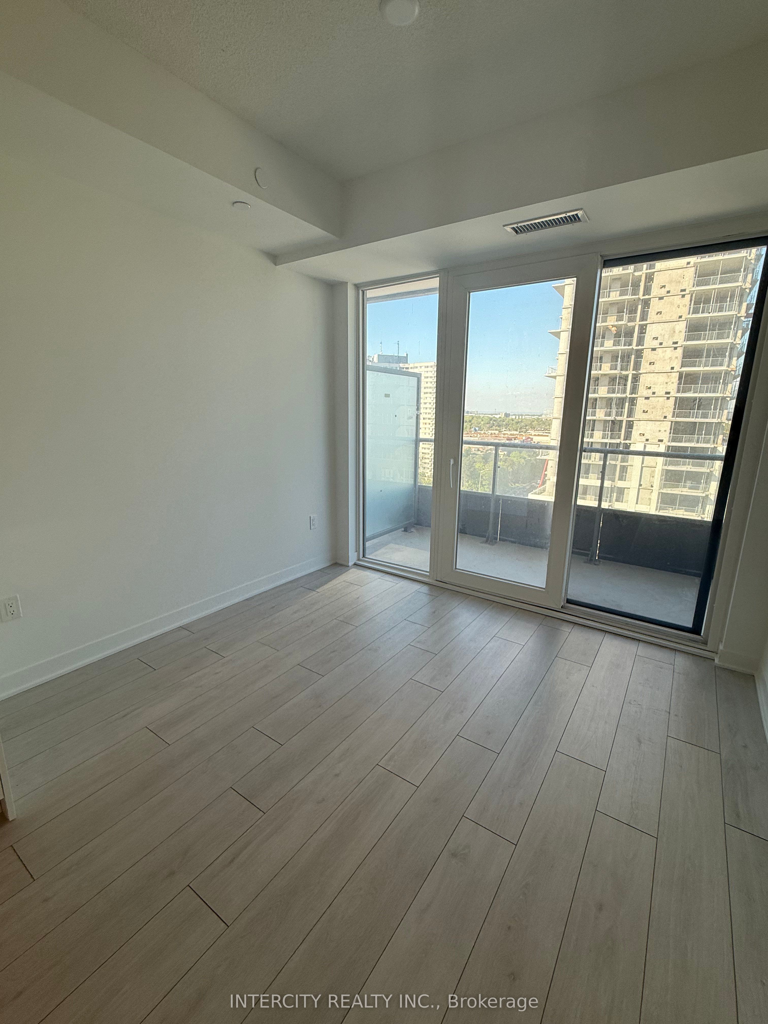 #2112 - 260 Malta Avenue Property Photo 6