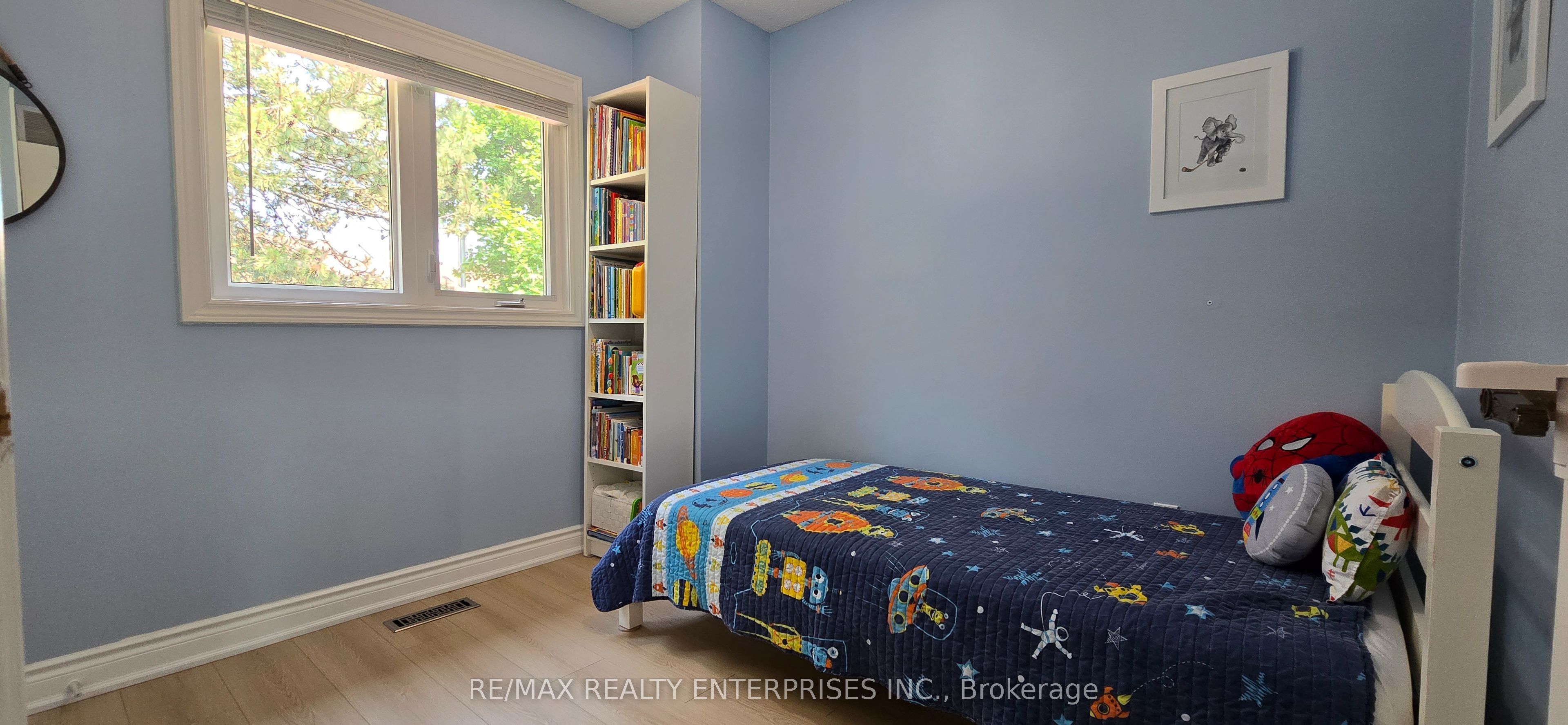 1180 Walden Circle 19 Property Photo 28