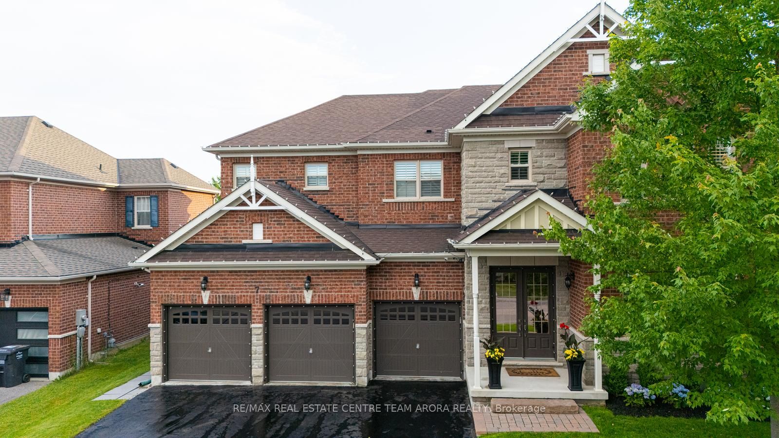 7 Oceans Pond Court Property Photo