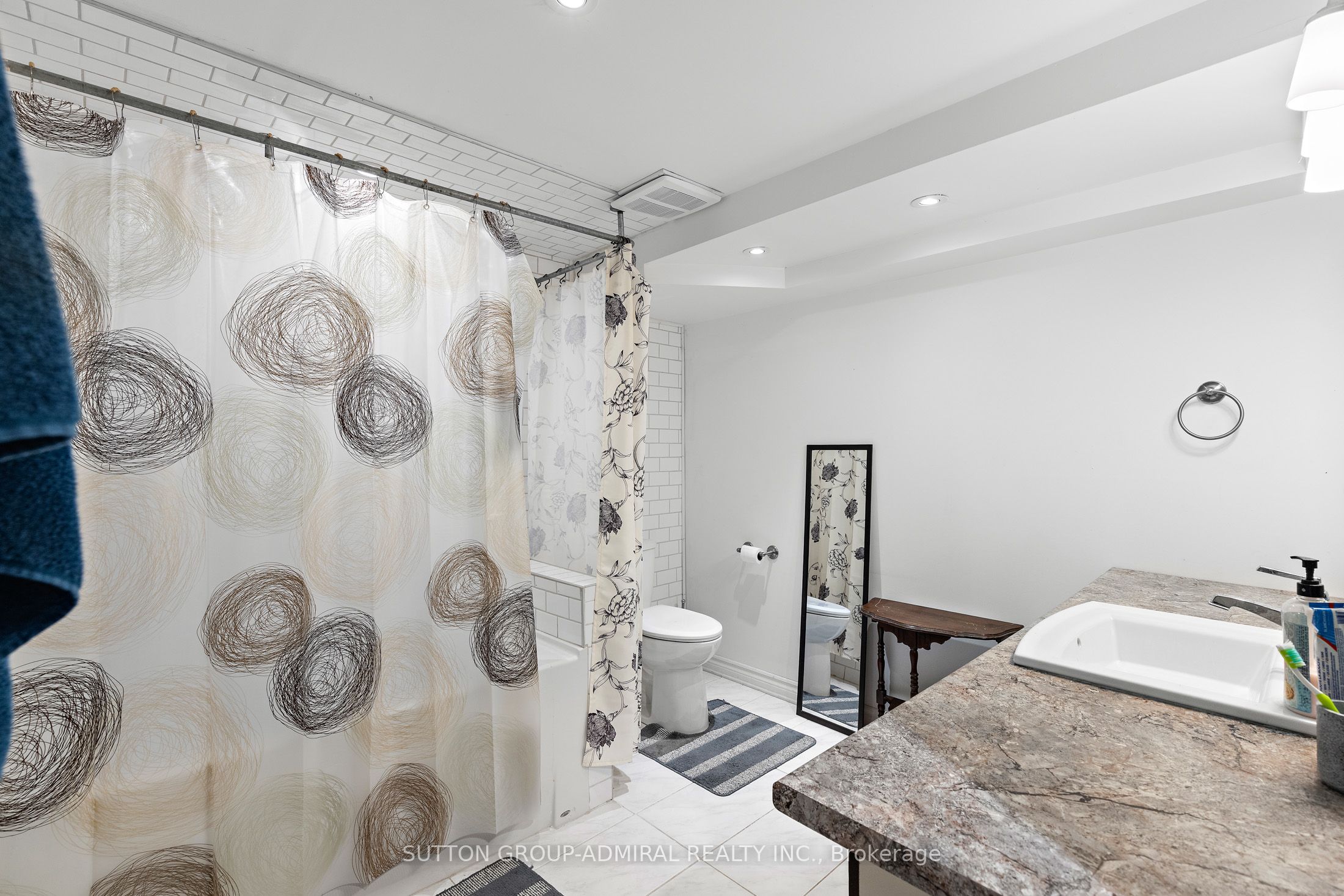 24 Hucknall Road Property Photo 32