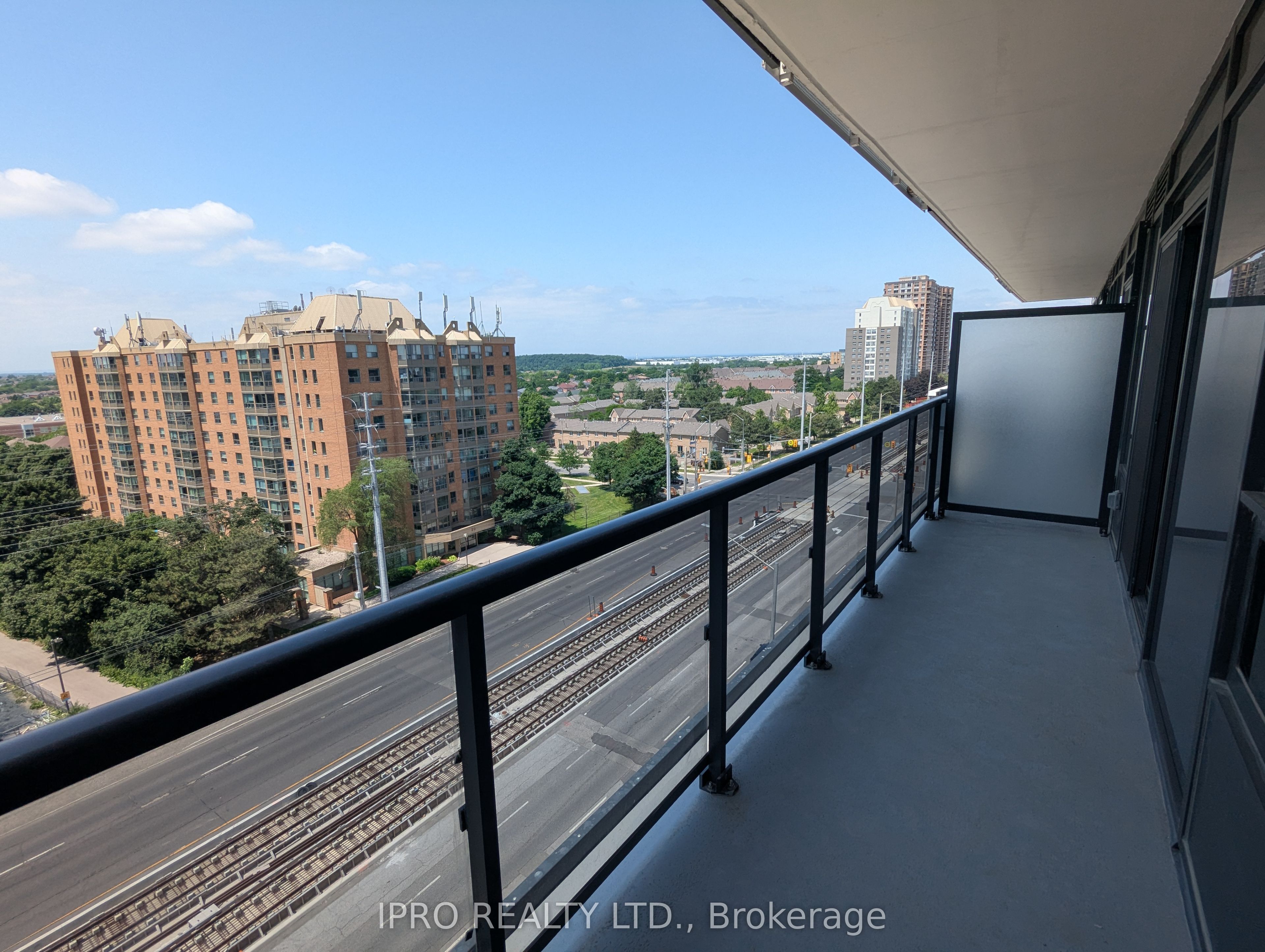 5105 Hurontario Street 706 Property Photo 23