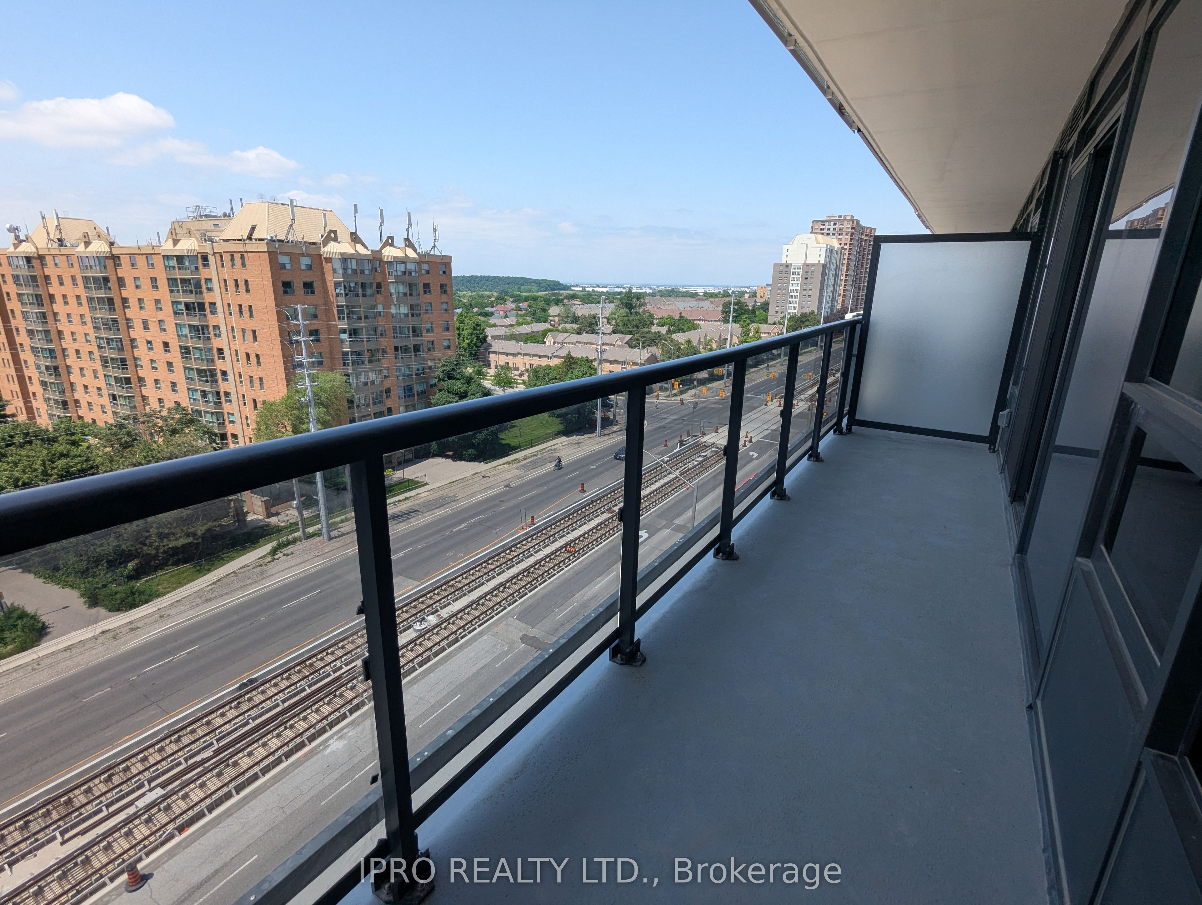 5105 Hurontario Street 706 Property Photo 24
