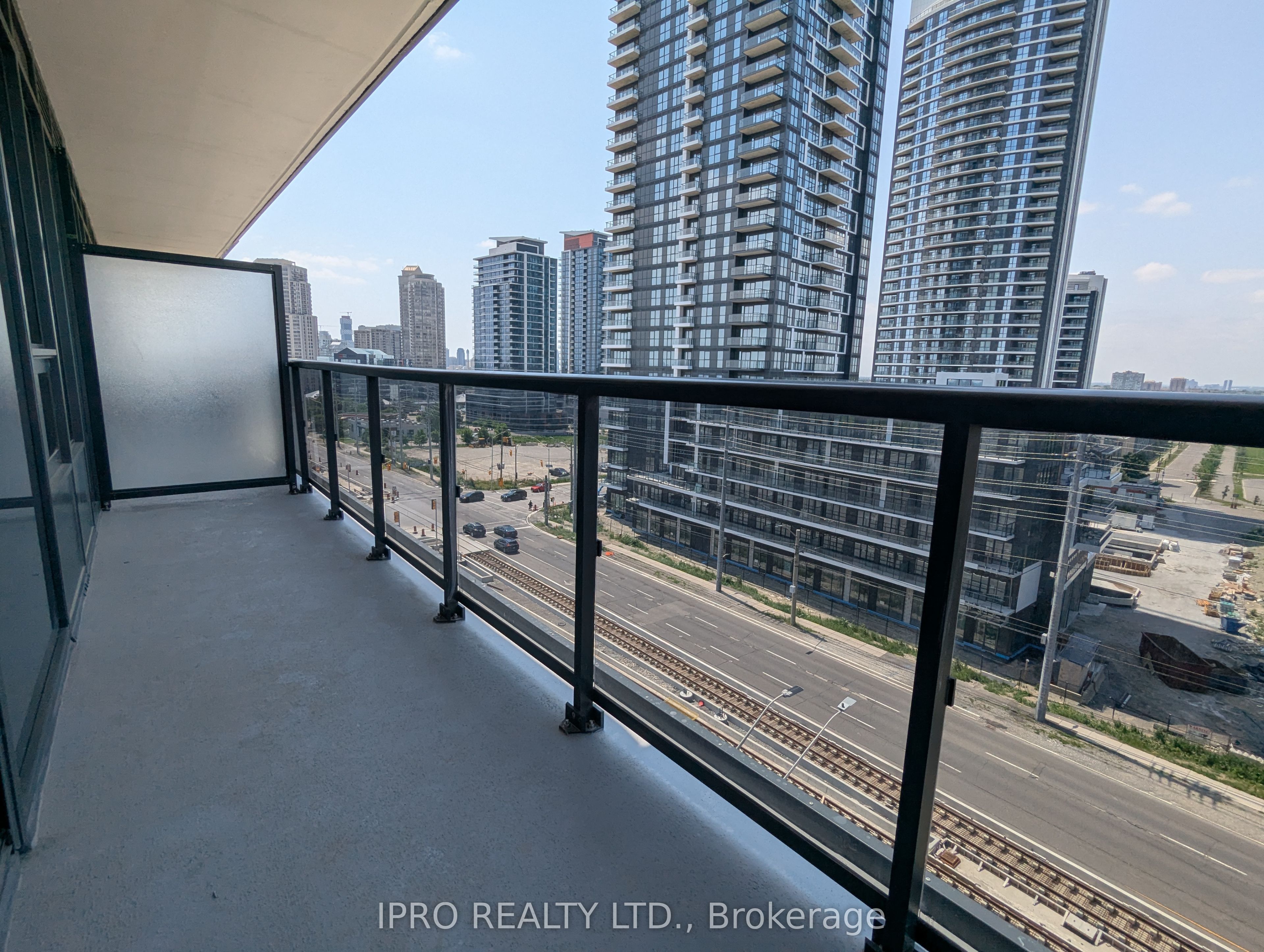 5105 Hurontario Street 706 Property Photo 26