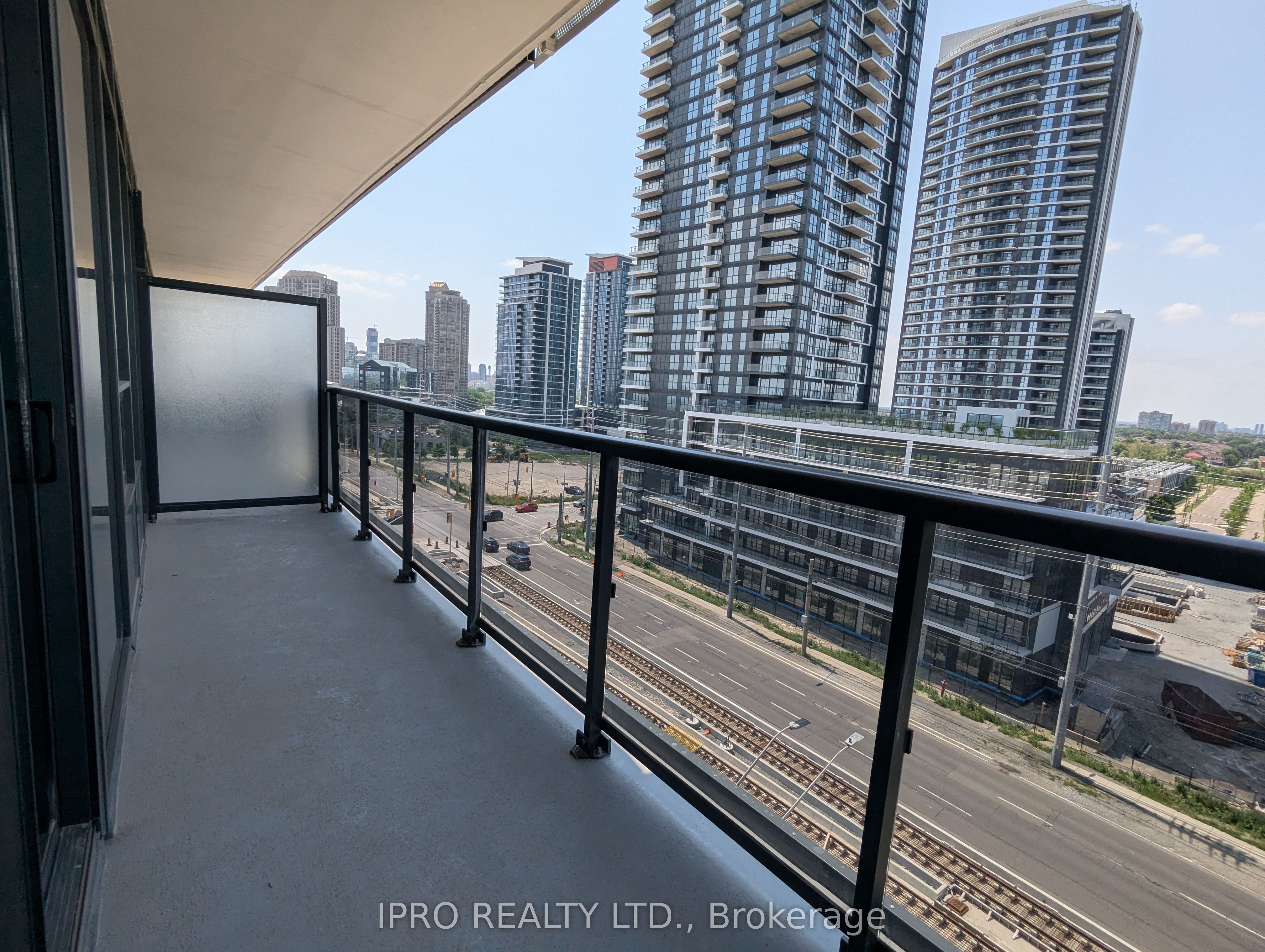 5105 Hurontario Street 706 Property Photo 27