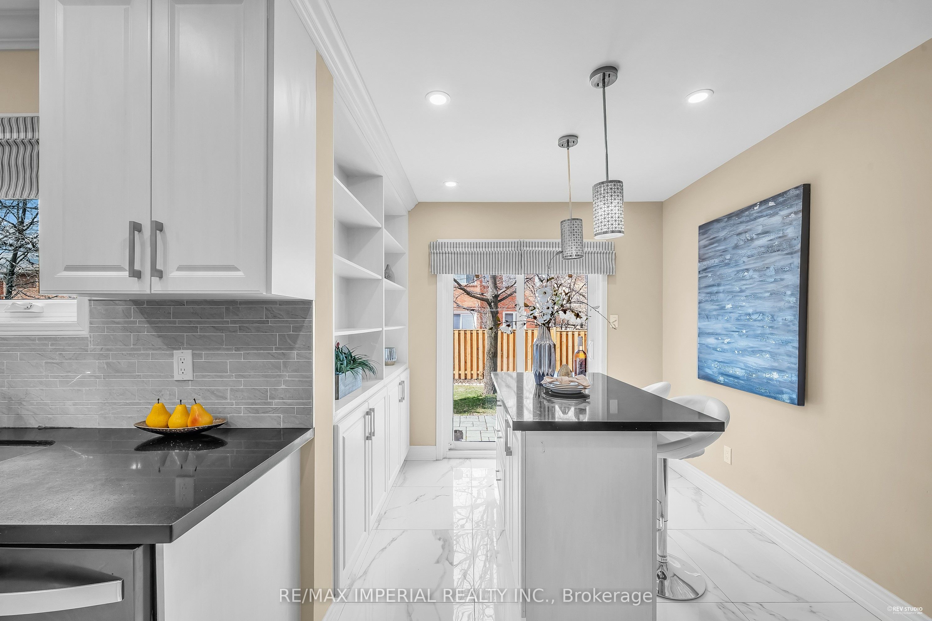 1179 Barleymow Street Property Photo 17