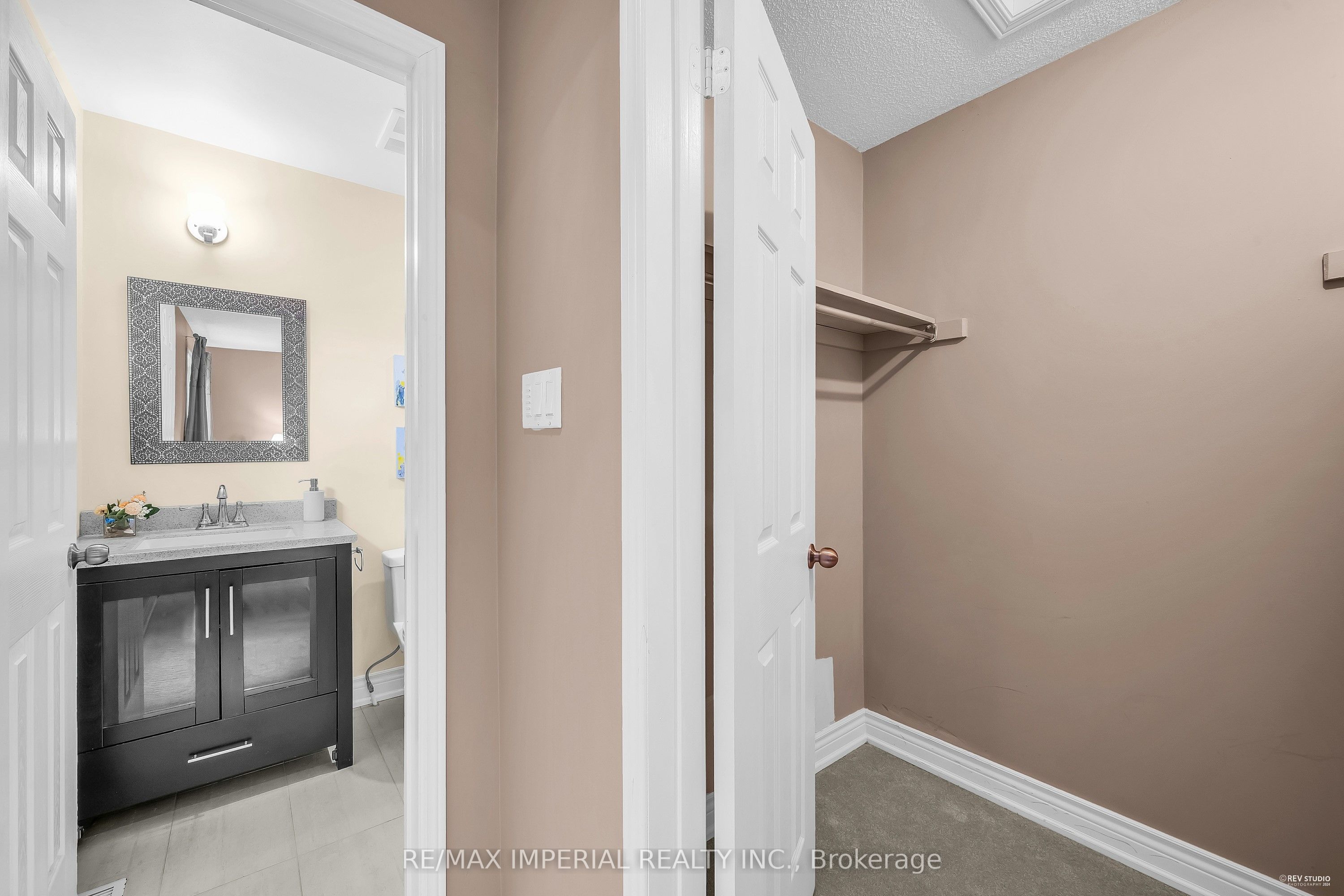 1179 Barleymow Street Property Photo 29