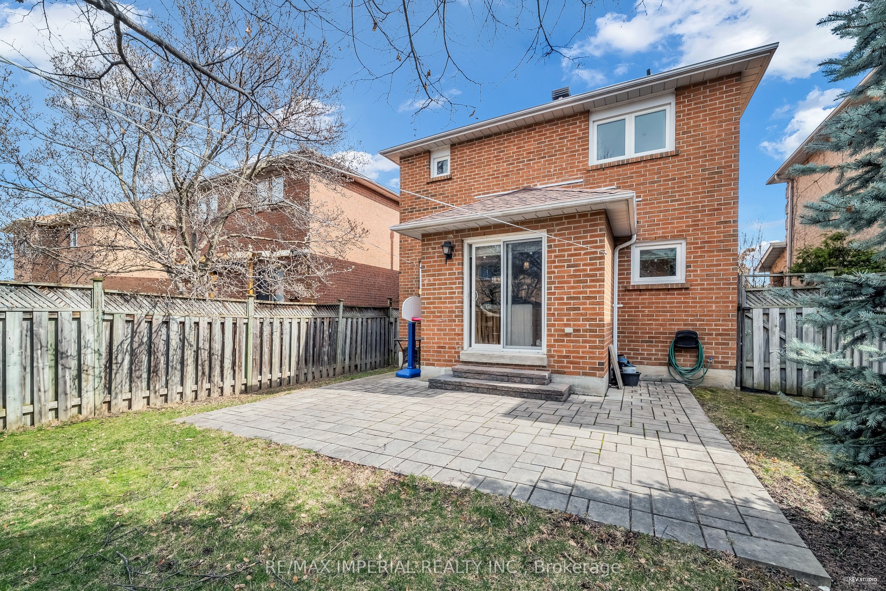 1179 Barleymow Street Property Photo 32