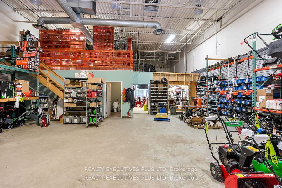 6921 Steeles Avenue W 5 Property Photo 6