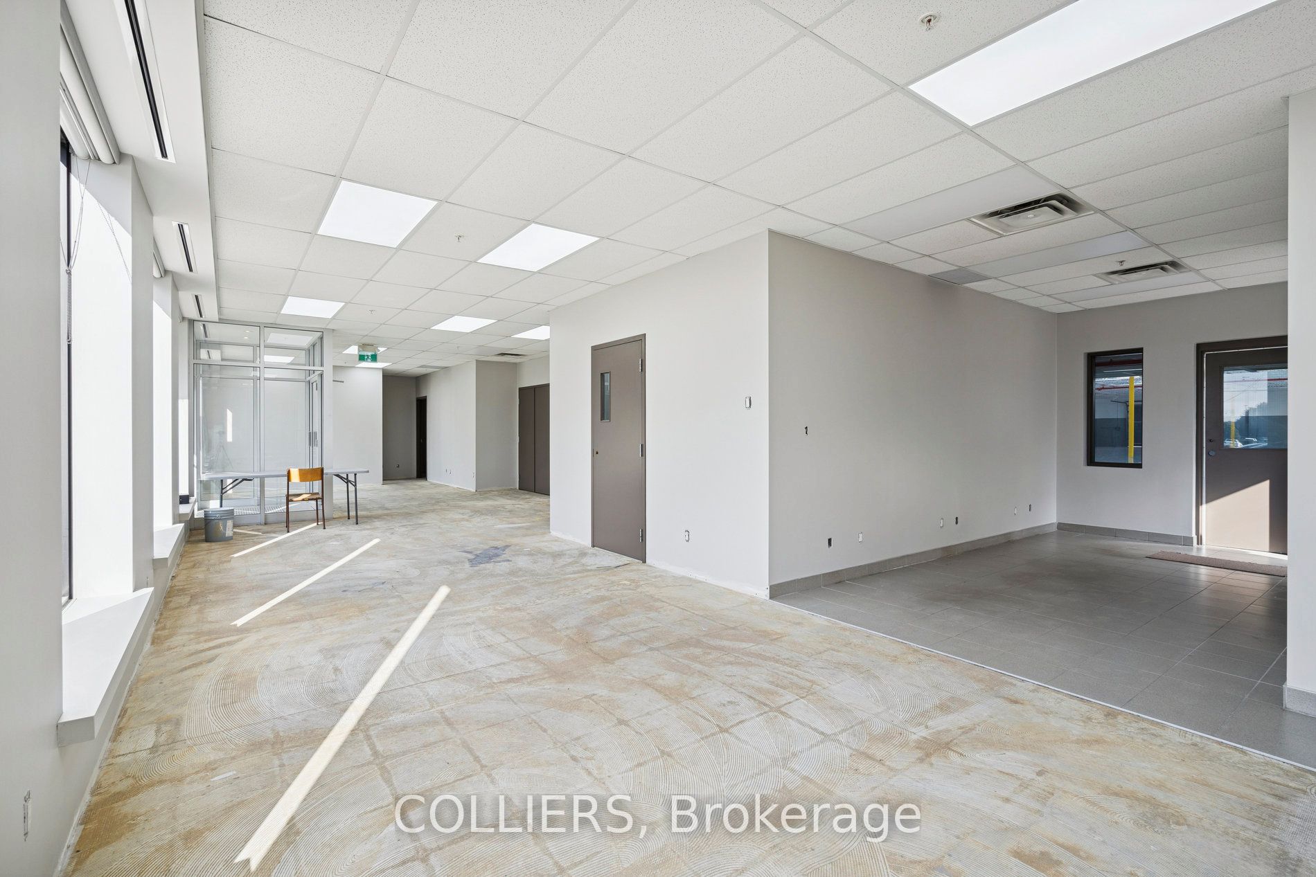 5309 Maingate Drive Property Photo 6