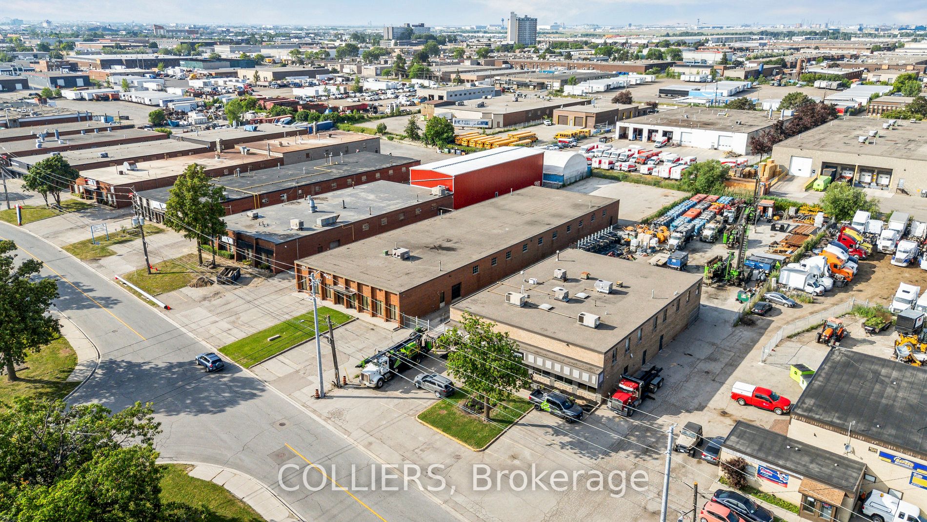 5309 Maingate Drive Property Photo 16