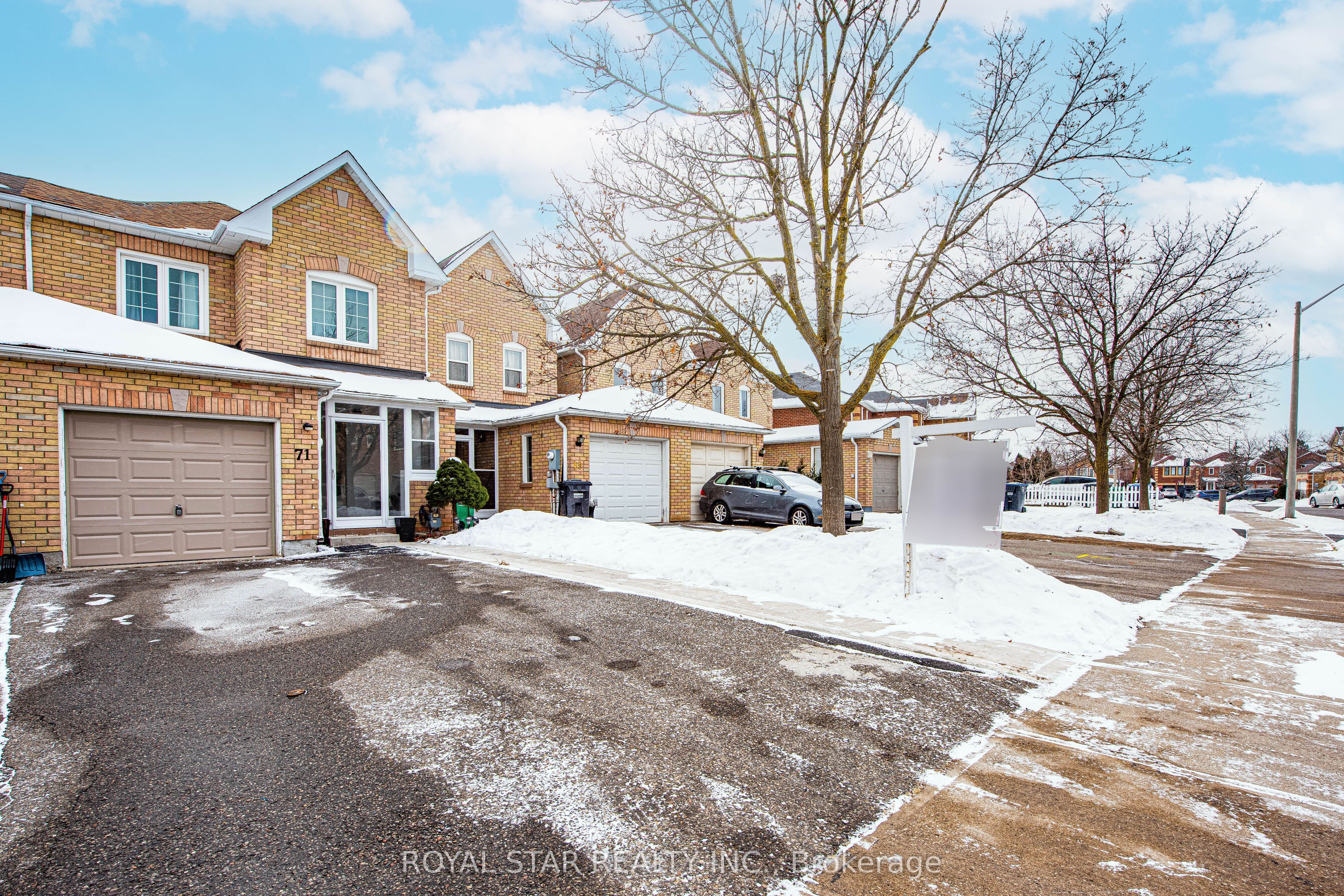 71 Muirland Crescent Property Photo 4