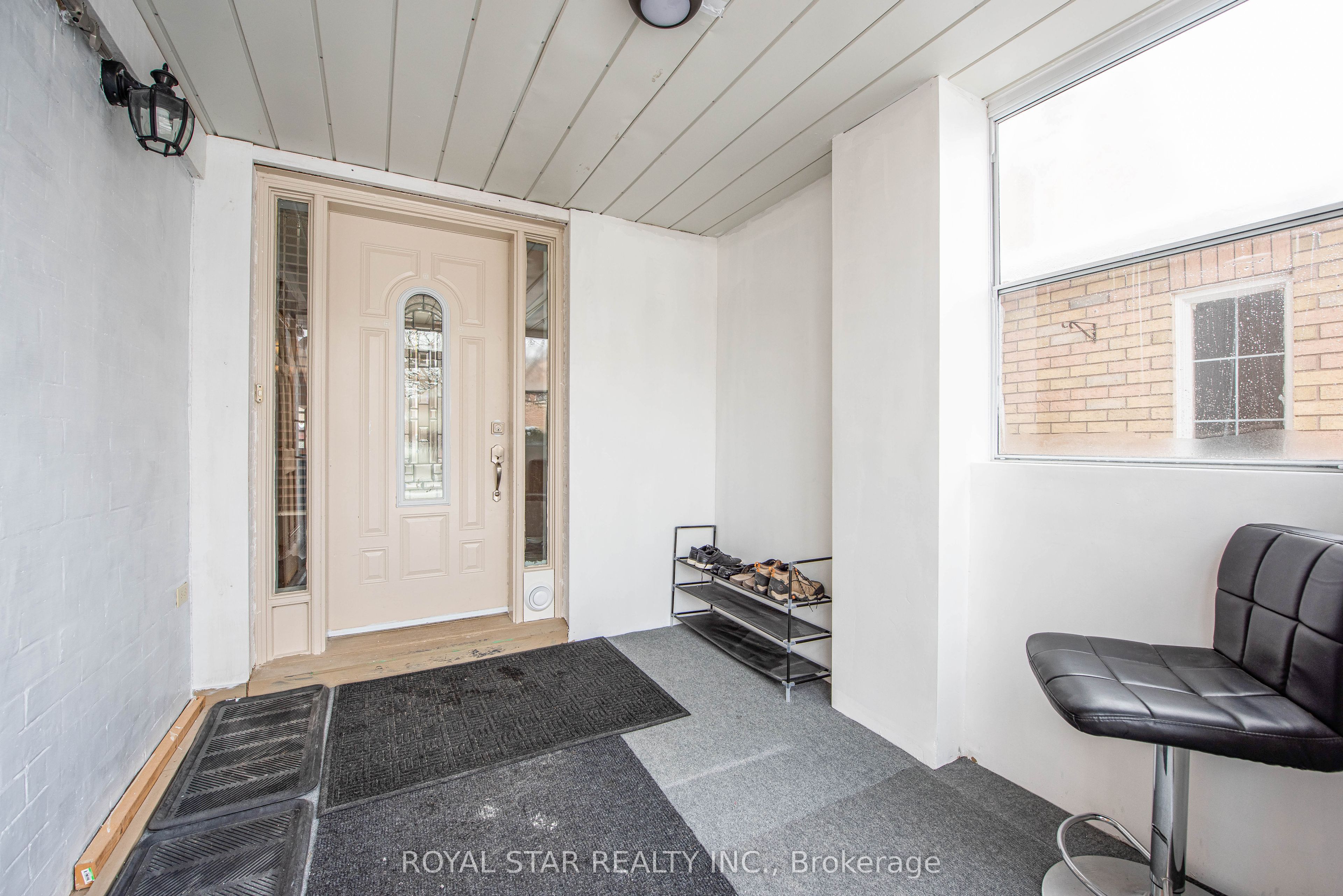 71 Muirland Crescent Property Photo 5