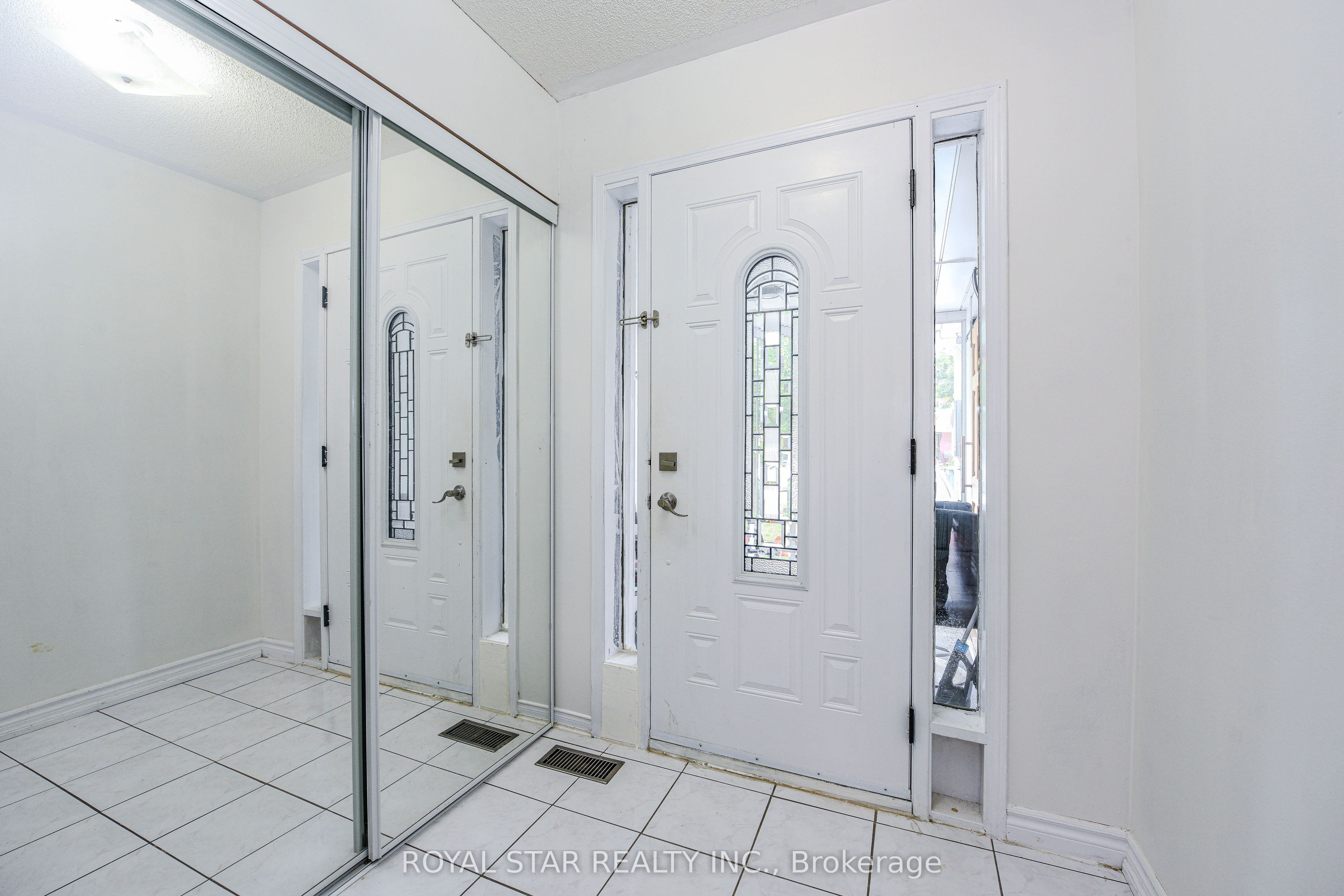 71 Muirland Crescent Property Photo 7