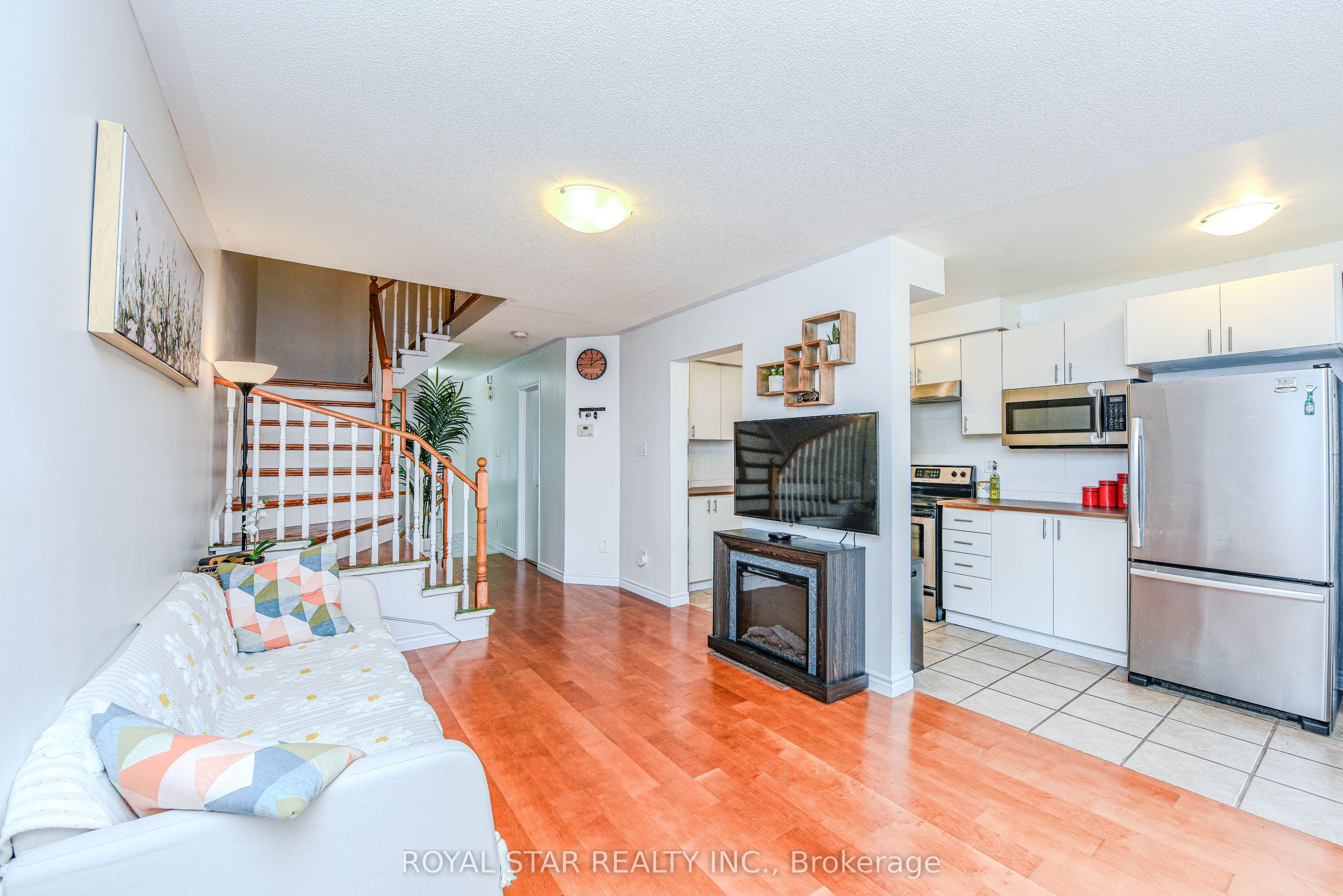 71 Muirland Crescent Property Photo 16