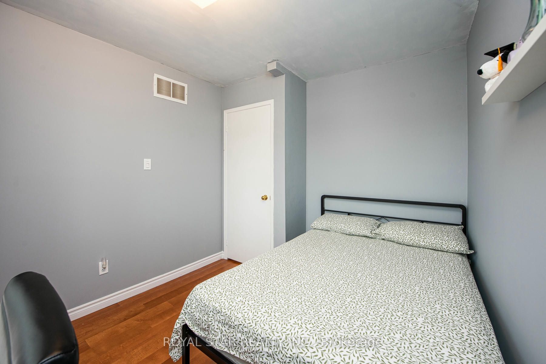 71 Muirland Crescent Property Photo 28