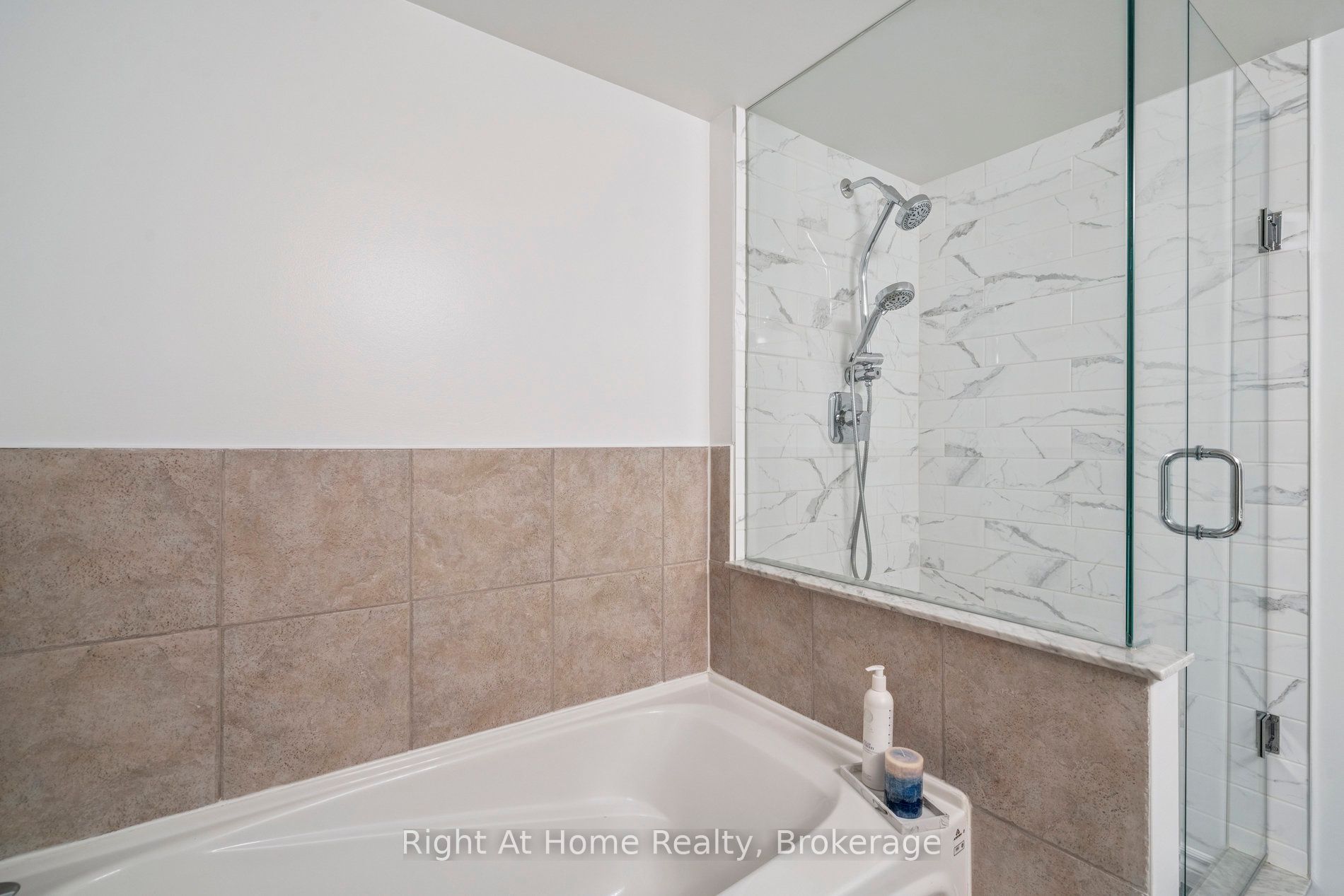 2111 Lake Shore Boulevard W 605 Property Photo 21