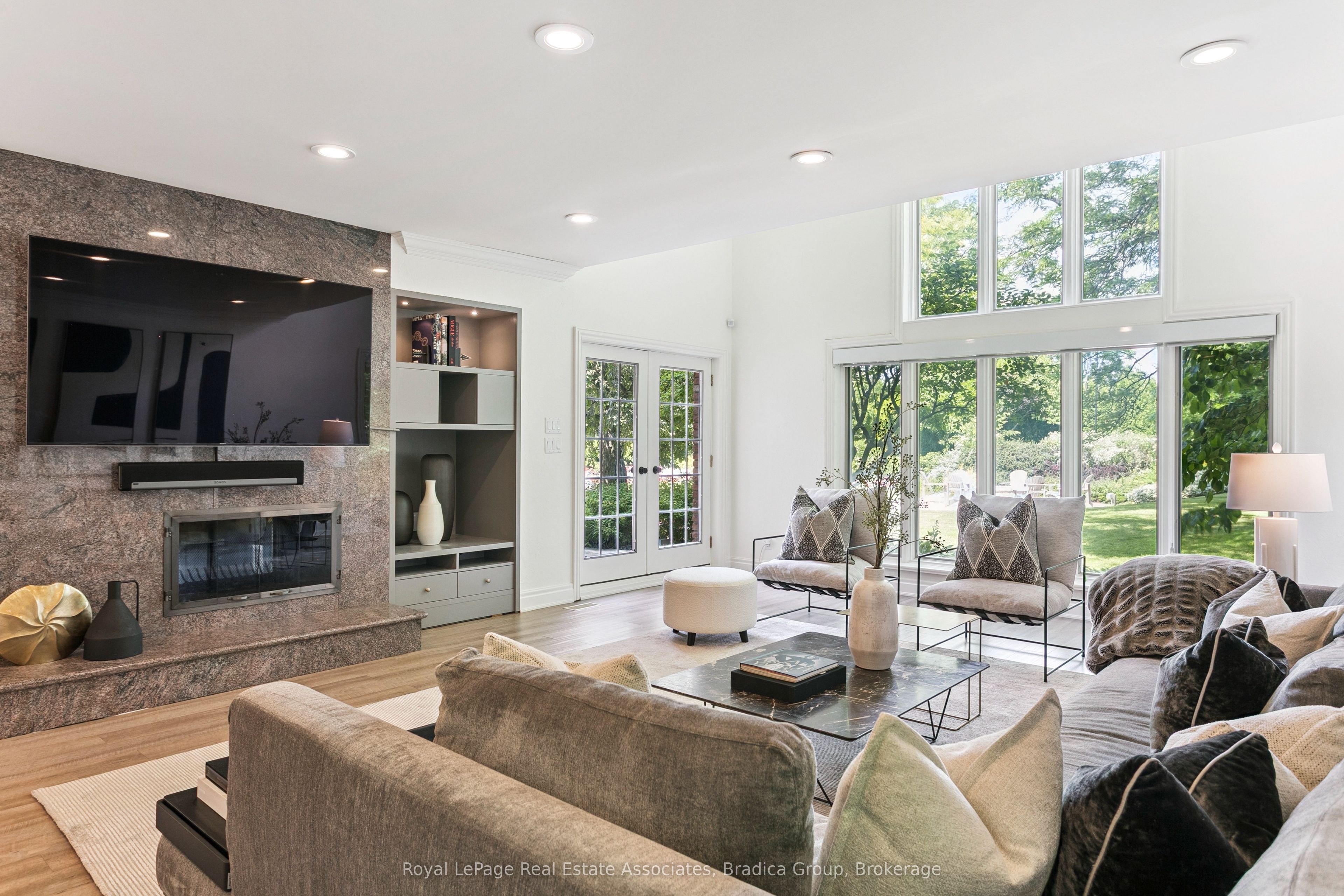 19 Lorraine Gardens Property Photo 10