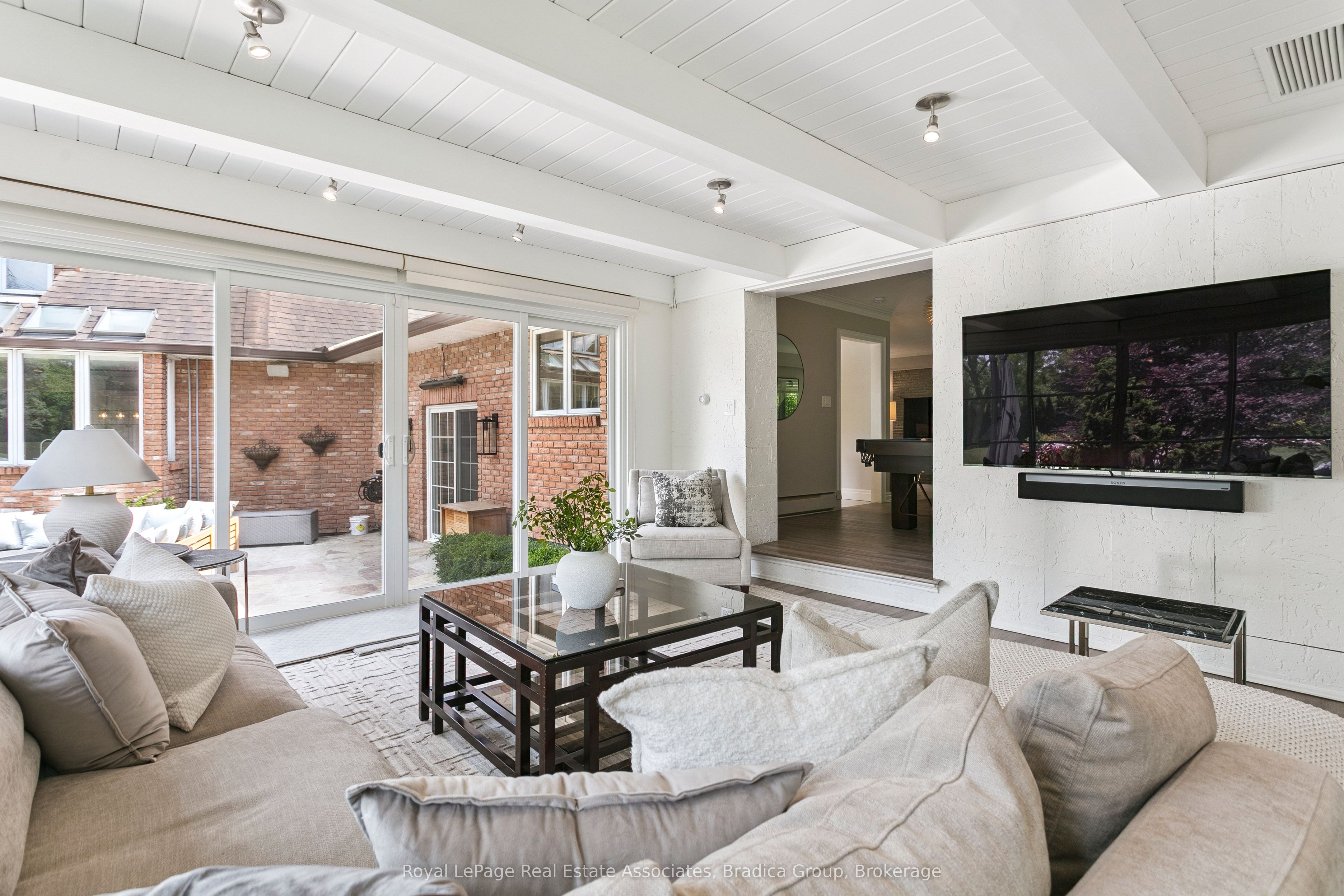 19 Lorraine Gardens Property Photo 19
