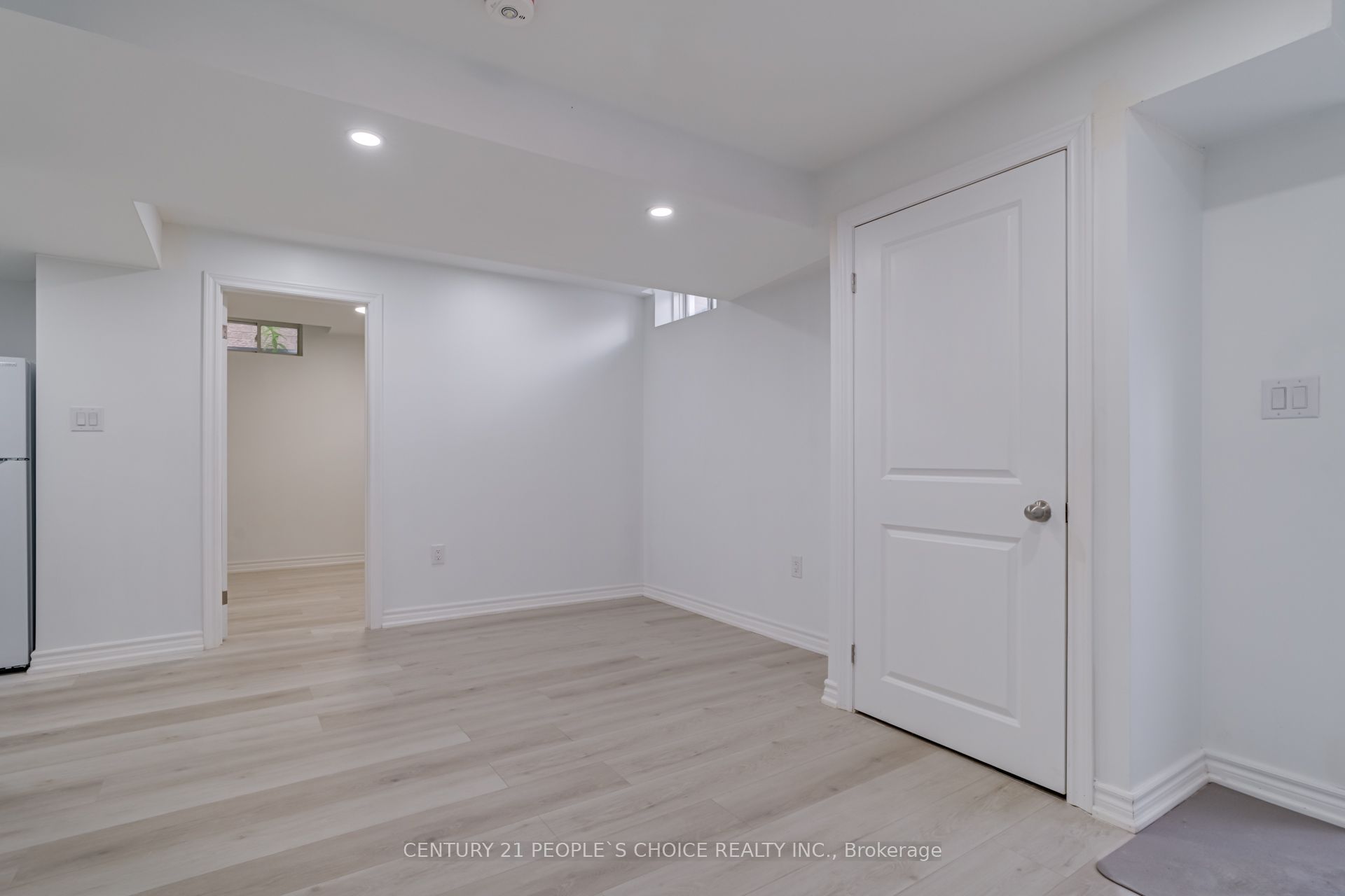 #basement - 25 Drummondville Drive Property Photo 6