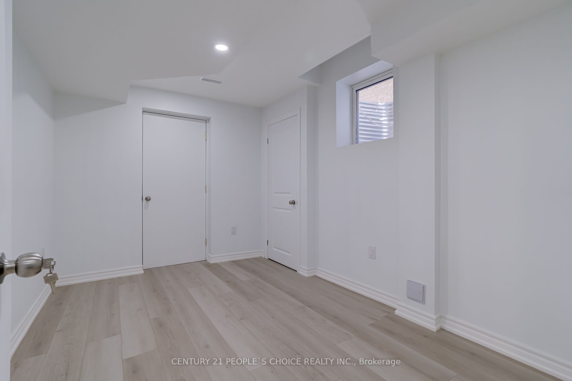 #basement - 25 Drummondville Drive Property Photo 16