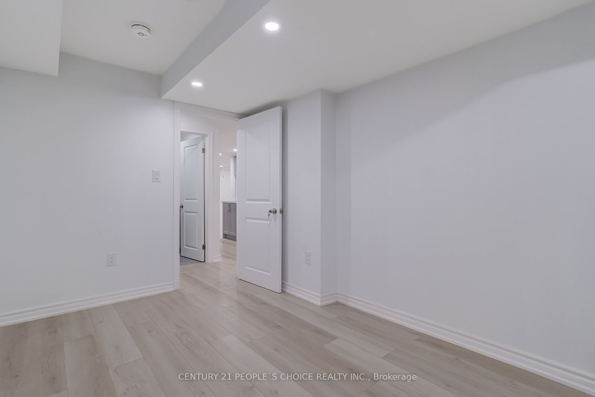 #basement - 25 Drummondville Drive Property Photo 17