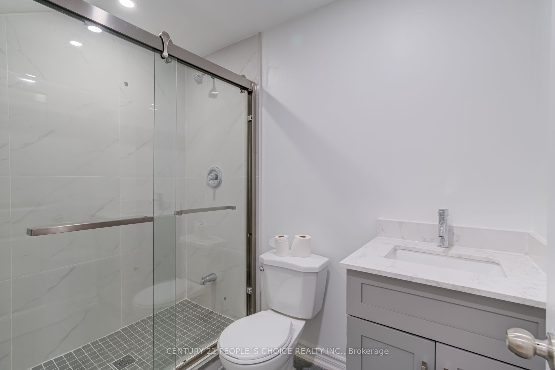 #basement - 25 Drummondville Drive Property Photo 20
