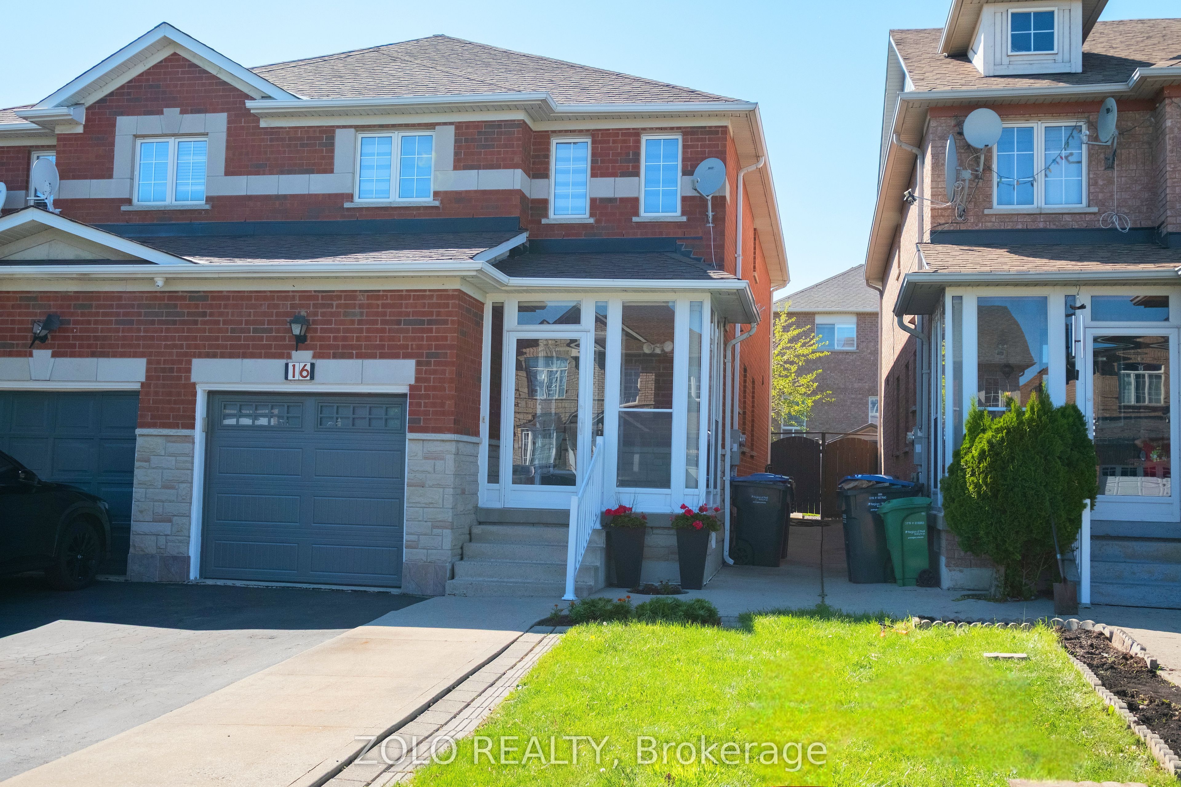 16 Flatfield Way