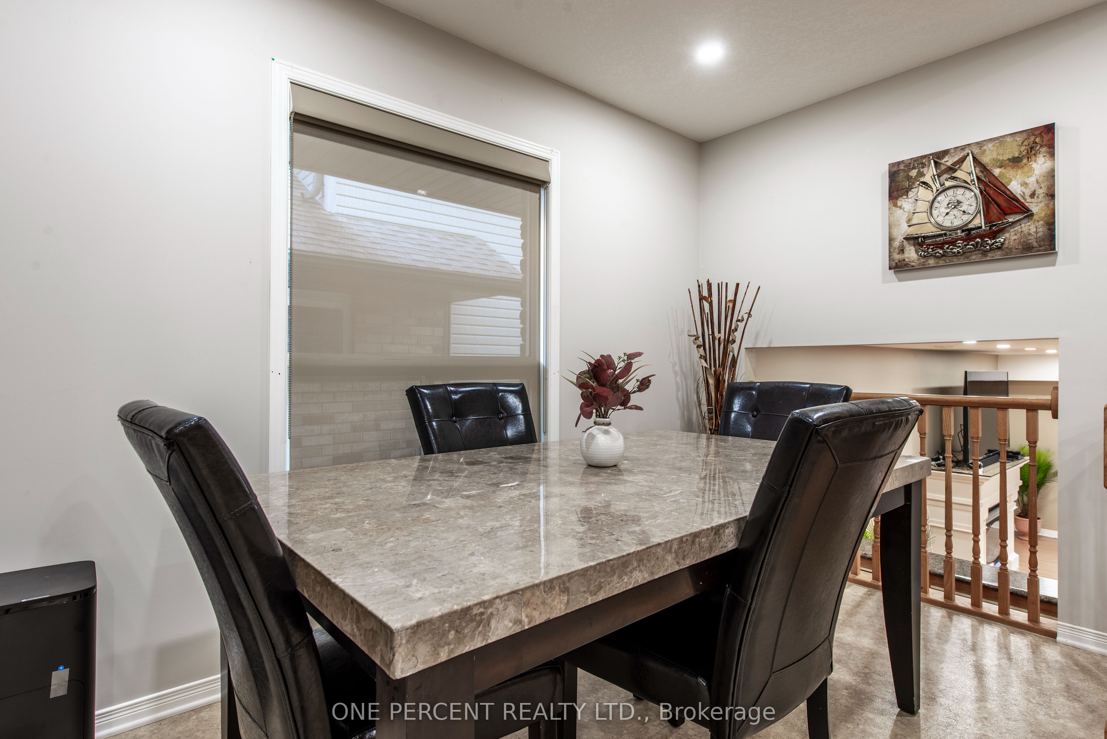 53 Biscayne Crescent Property Photo 13