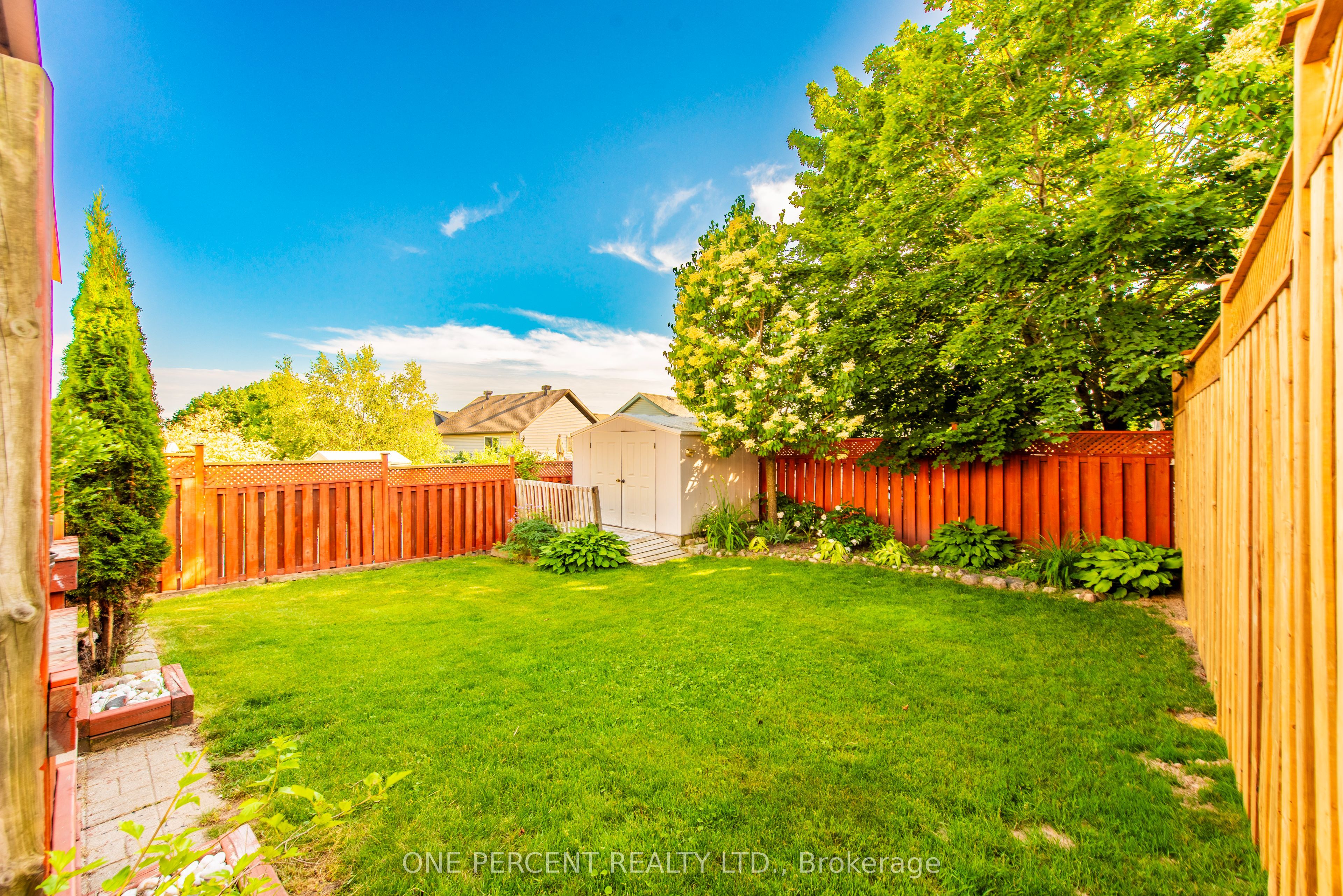 53 Biscayne Crescent Property Photo 36