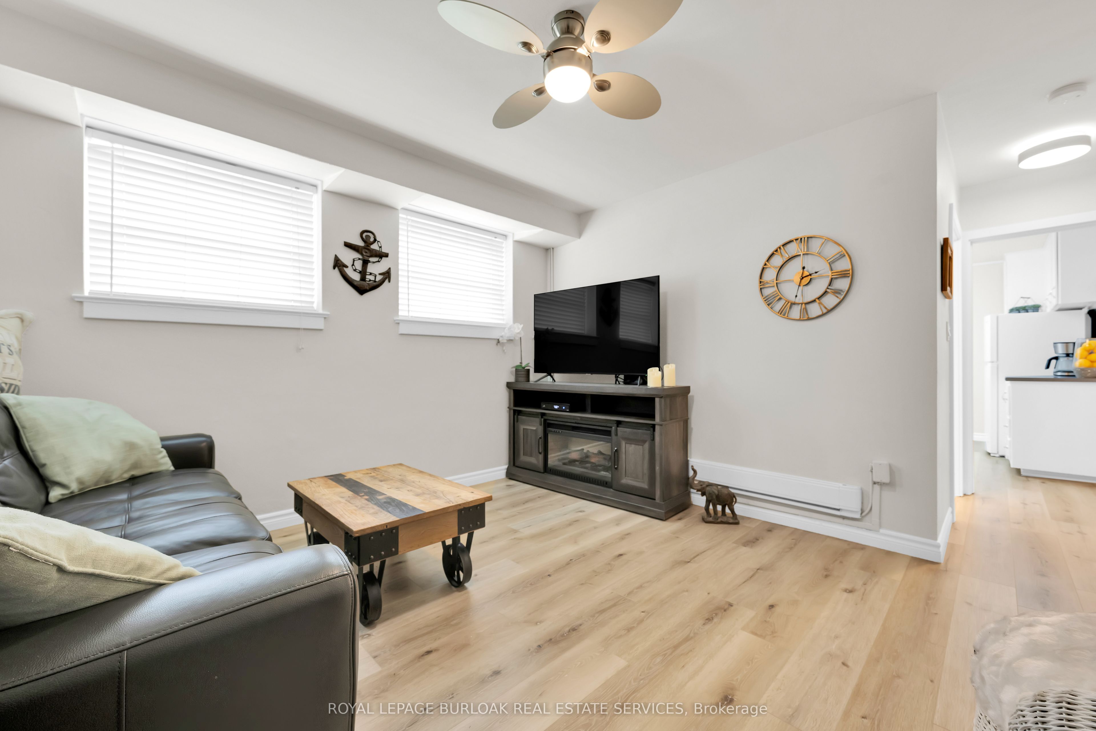 1347 Lakeshore Road 24 Property Photo 14