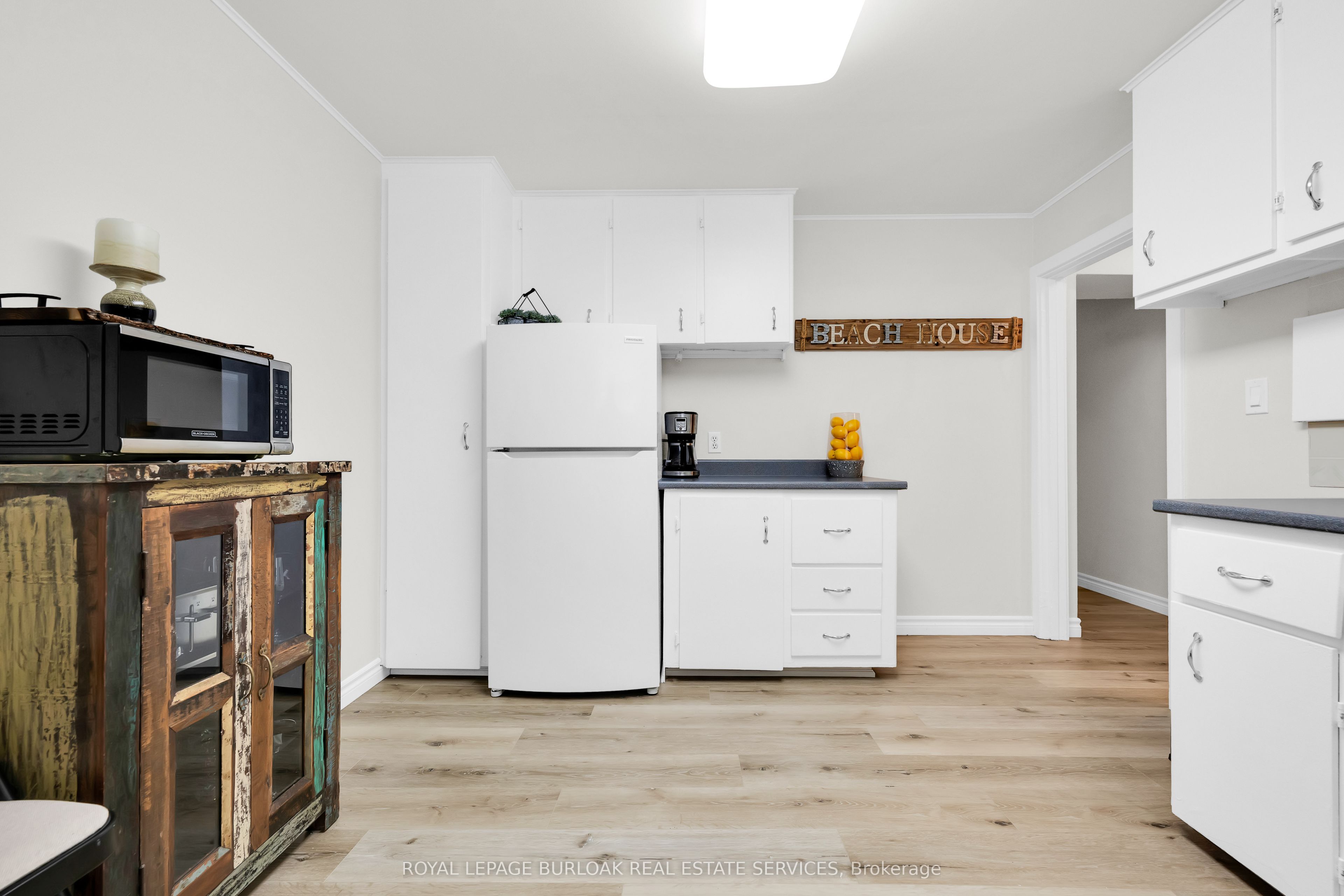 1347 Lakeshore Road 24 Property Photo 21