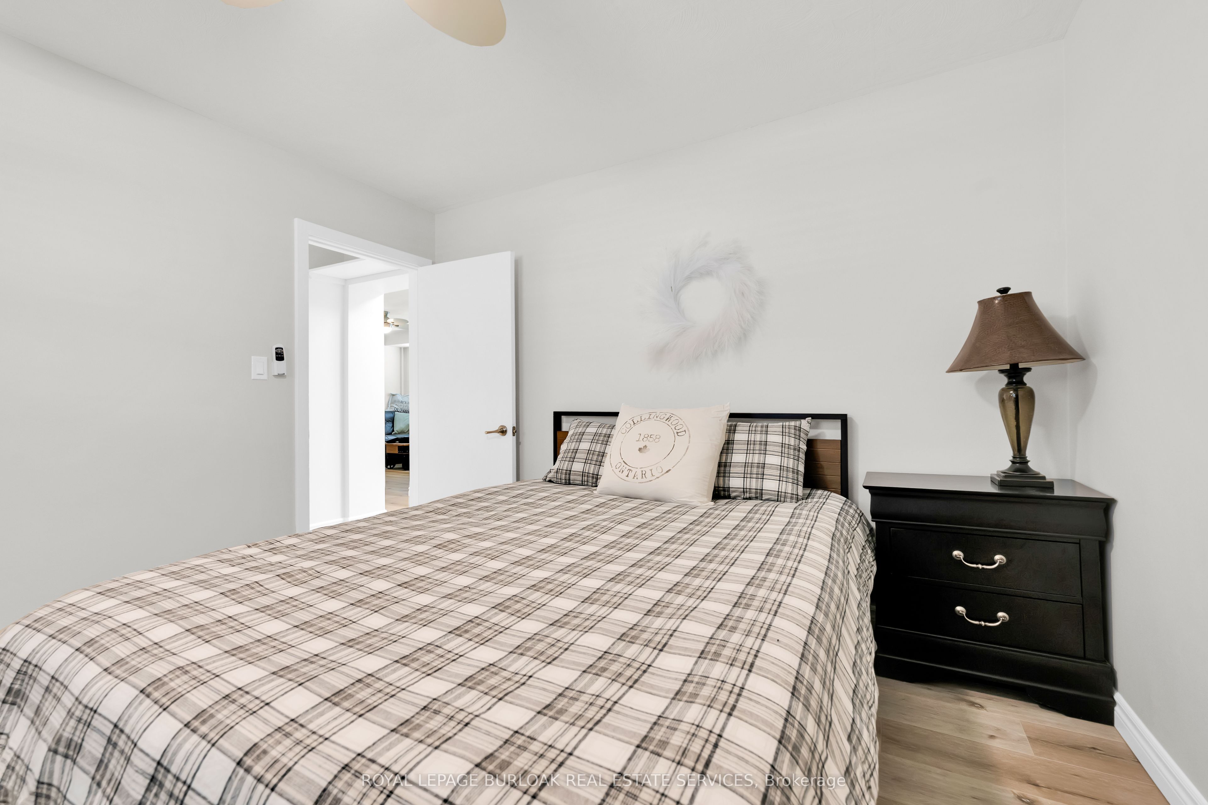 1347 Lakeshore Road 24 Property Photo 25