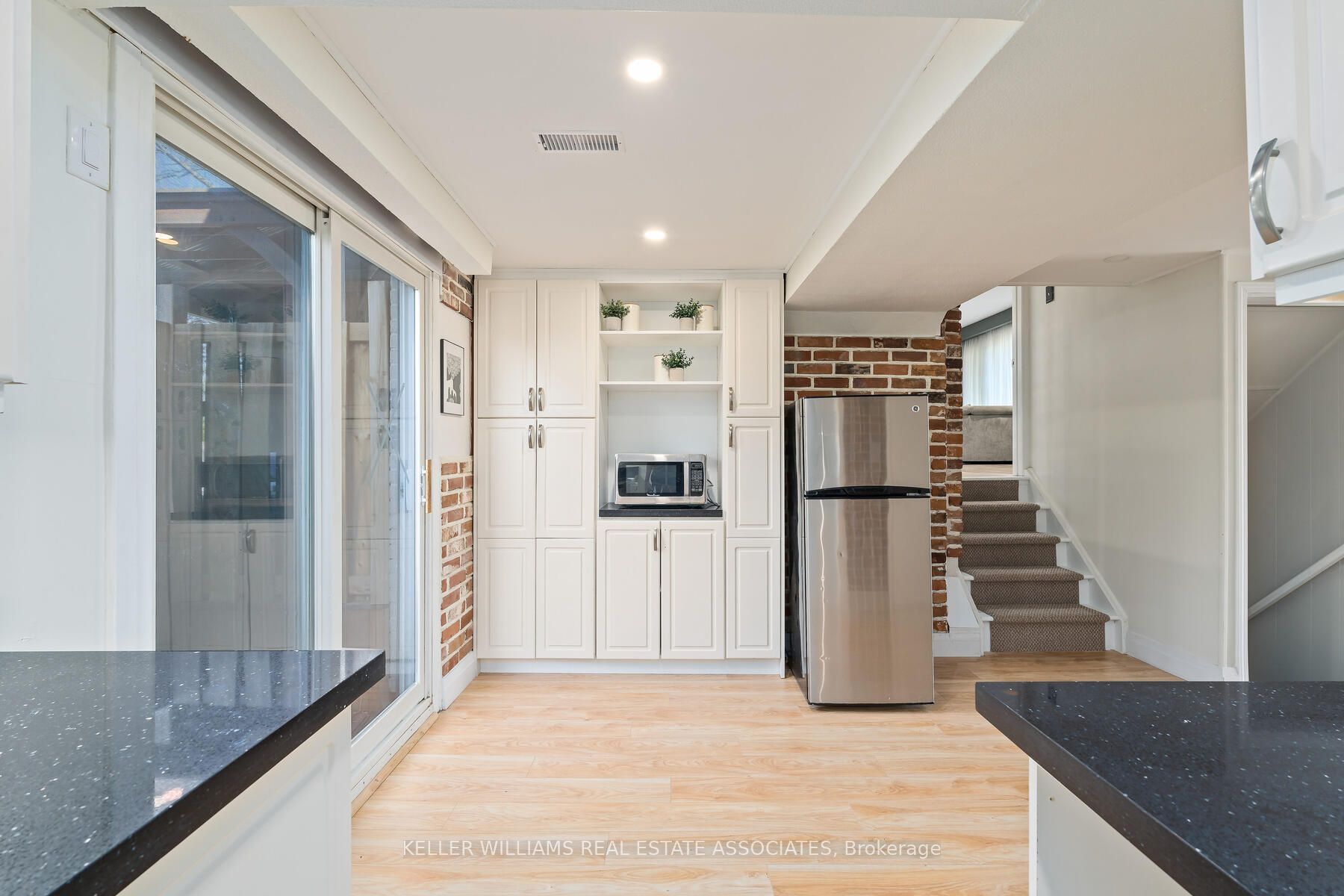 102 Moore Park Crescent Property Photo 30
