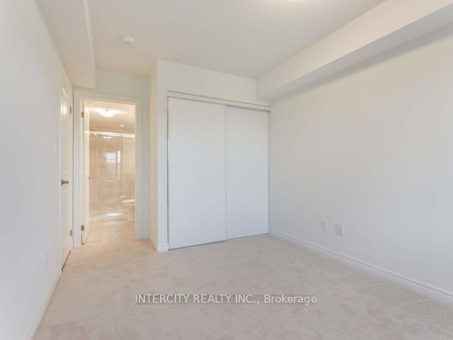 #4 - 2205 Lillykin Street Property Photo 15
