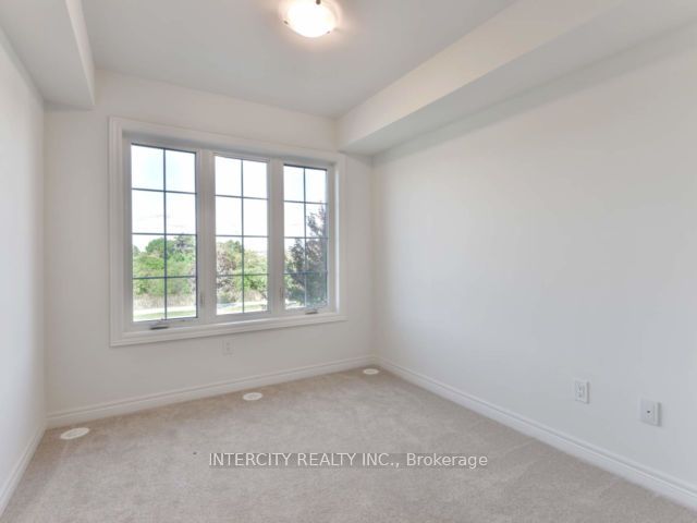 #4 - 2205 Lillykin Street Property Photo 18