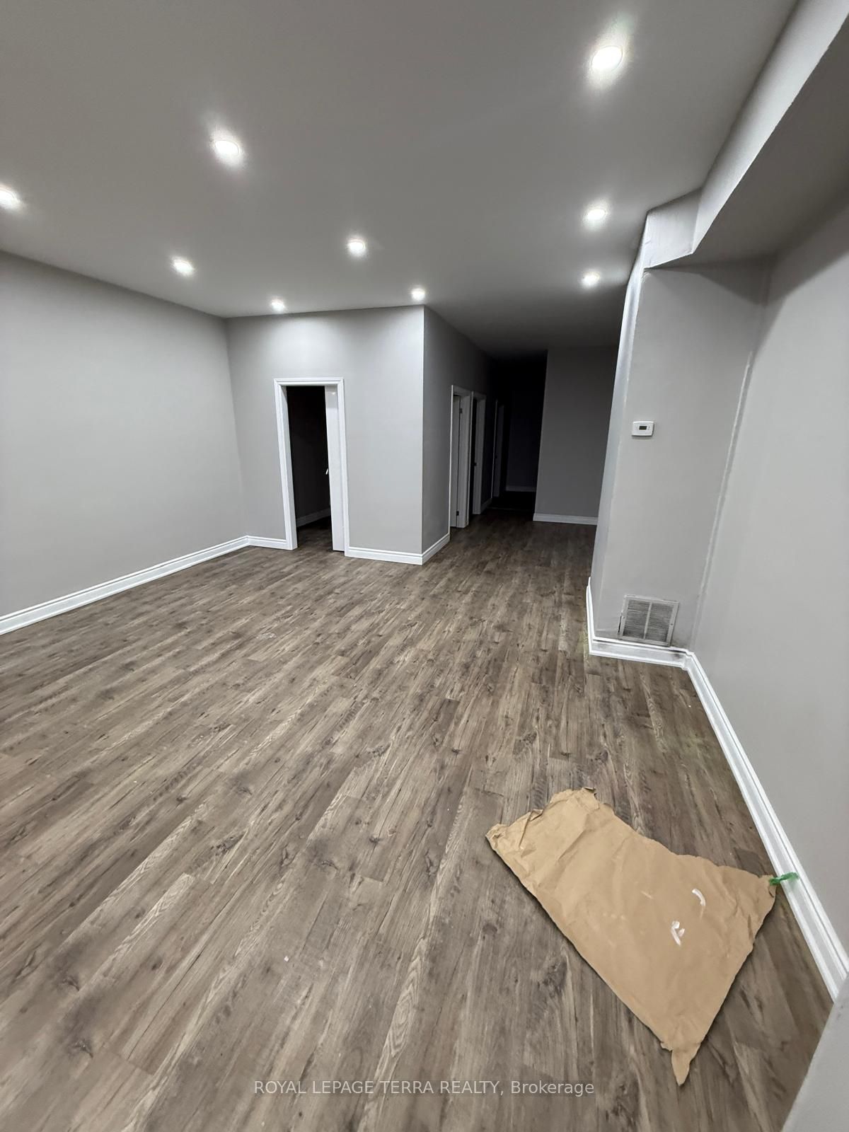 1678 Eglinton Avenue W Property Photo 4